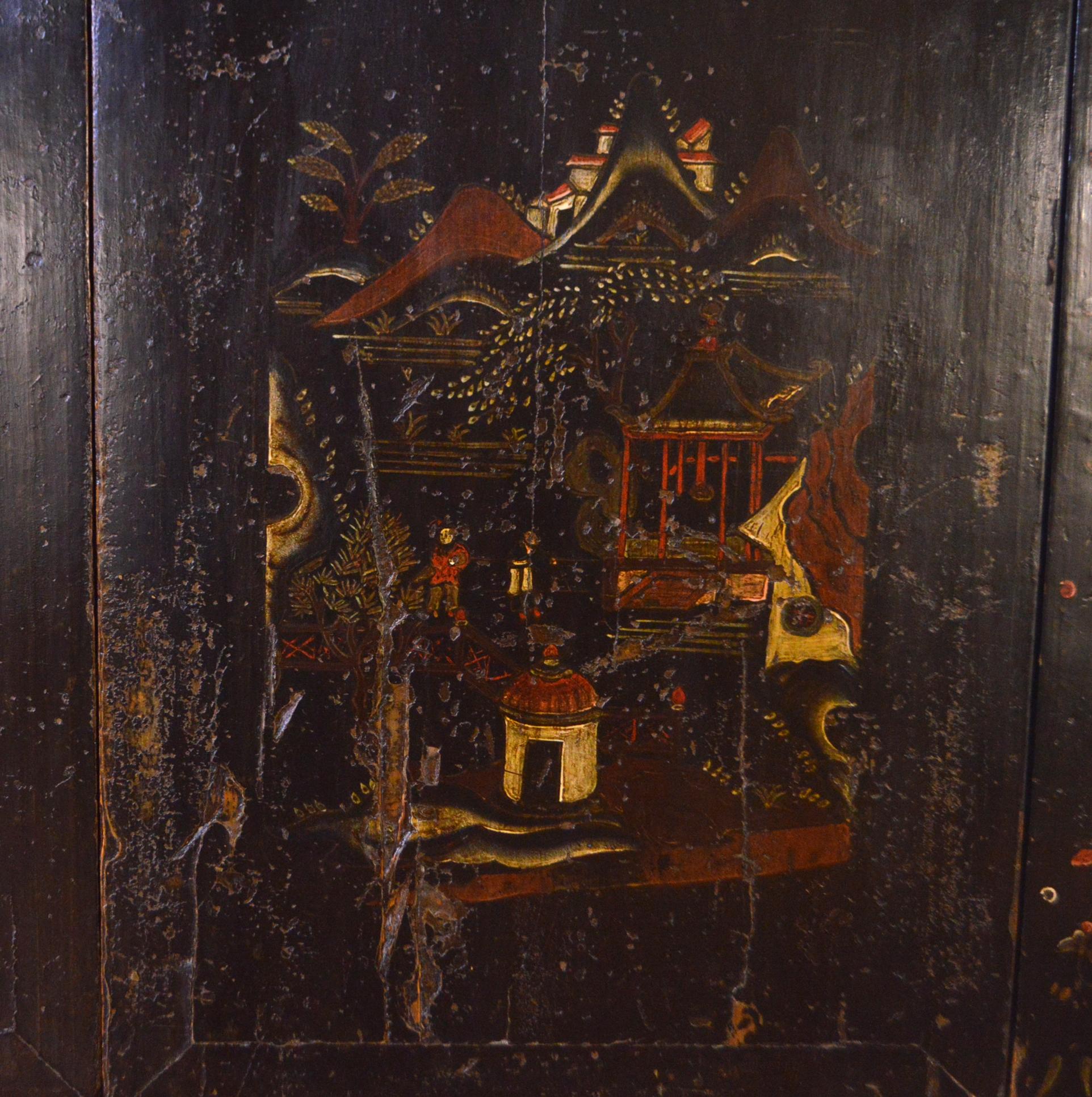 Mid-19th Century Black Lacquered Chinese Cabinet Hand-Painted For Sale 7