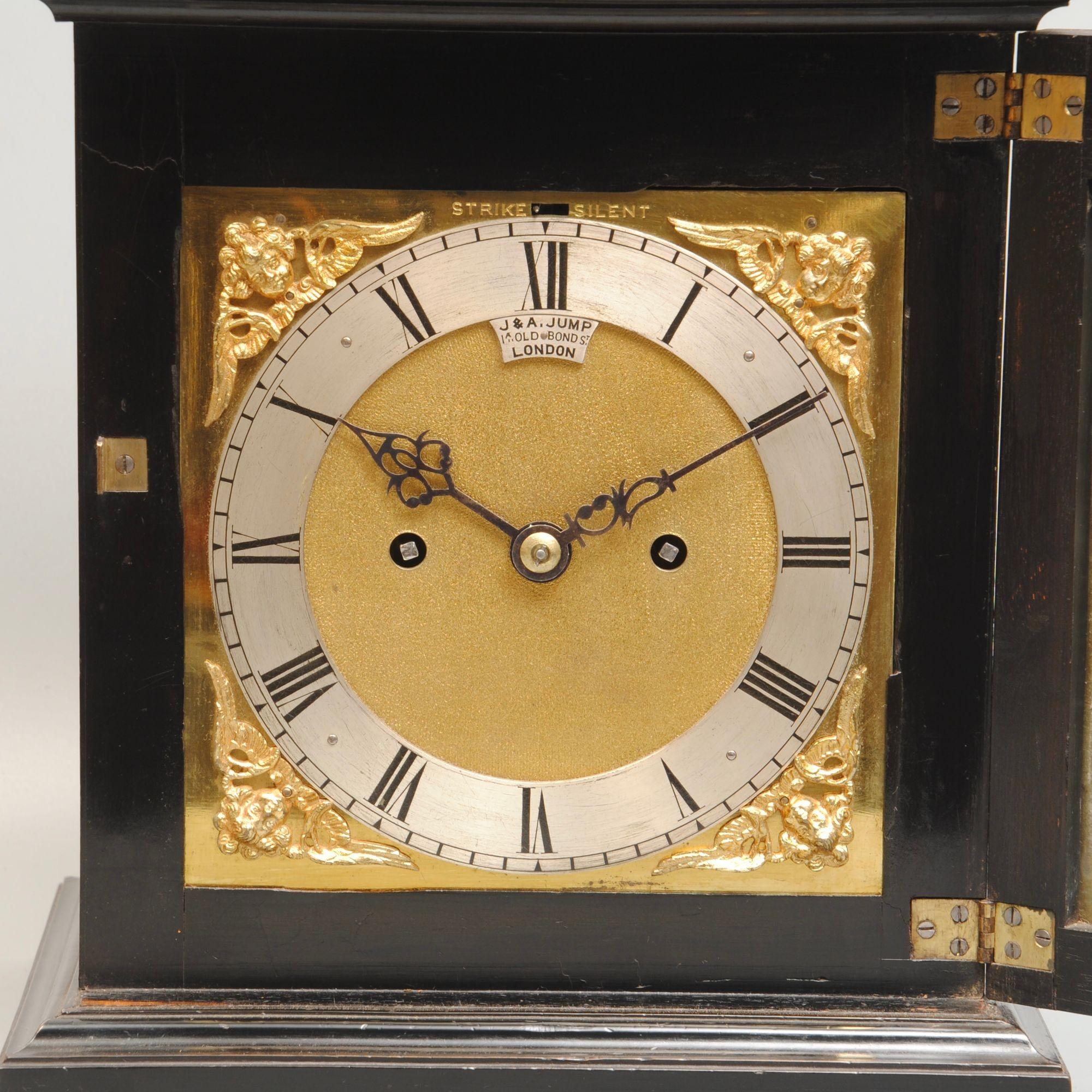 Anglais Horloge à console du milieu du 19e siècle par Jump, Londres en vente