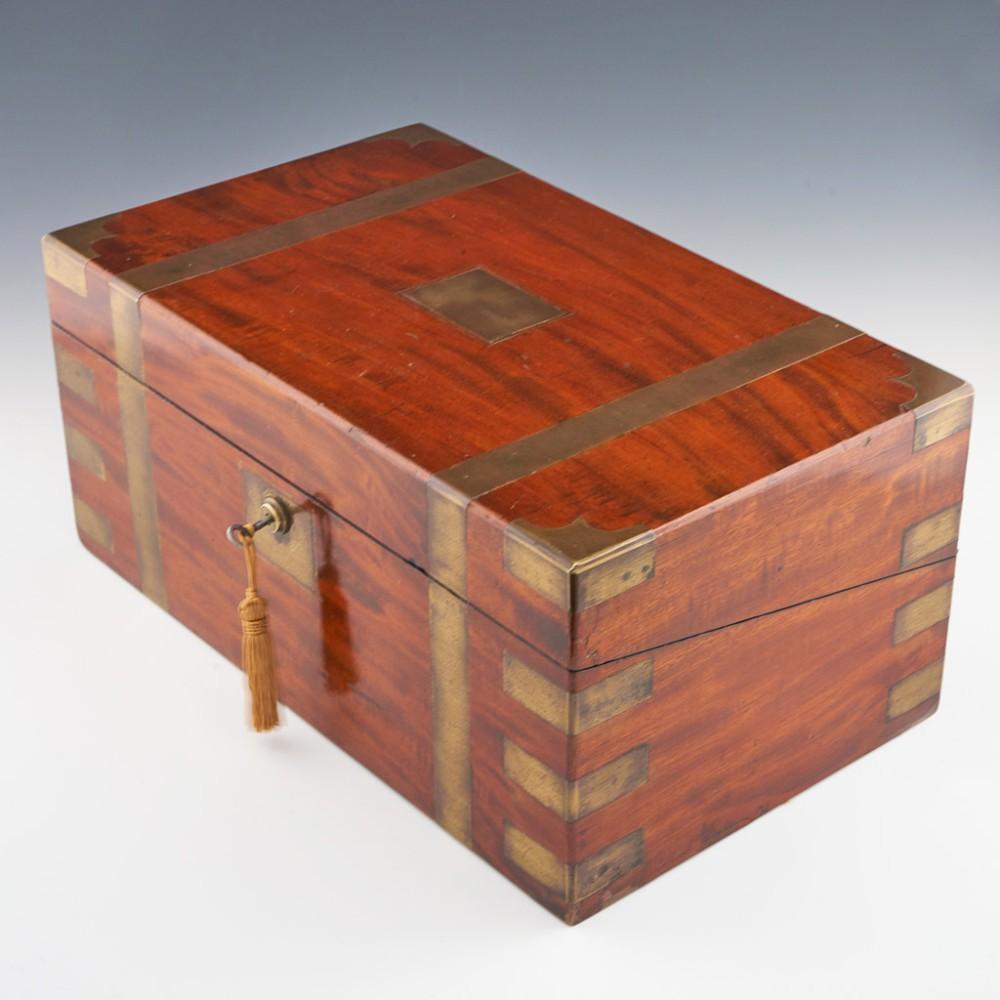 Mid 19th Century Brass Bound Mahogany Writing Box  3