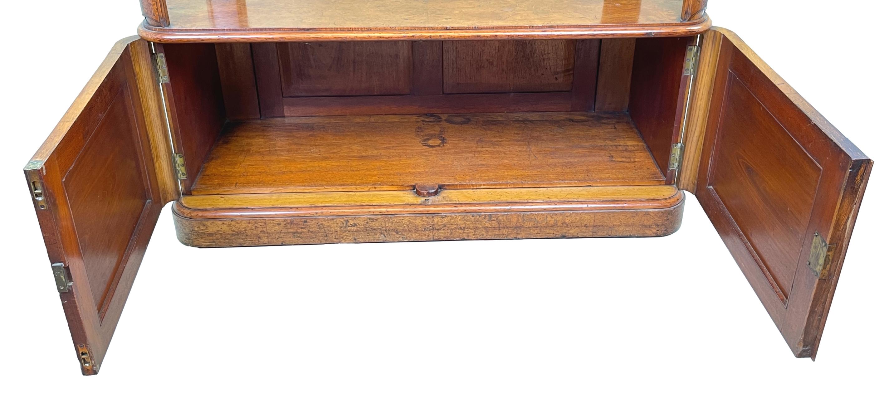 Mid 19th Century Burr Oak Buffet Cupboard In Good Condition For Sale In Bedfordshire, GB