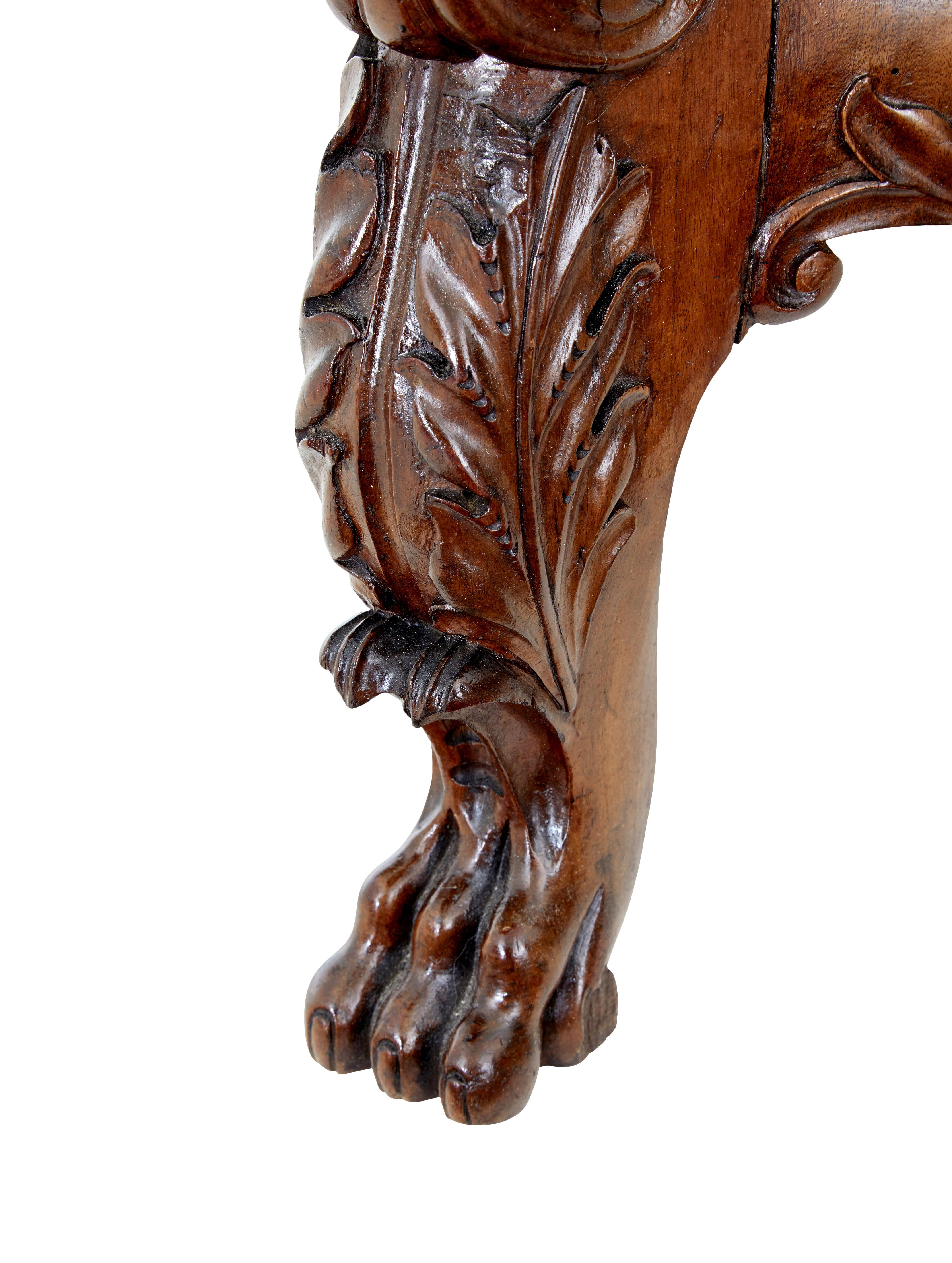 Mid 19th century carved walnut armchair For Sale 1