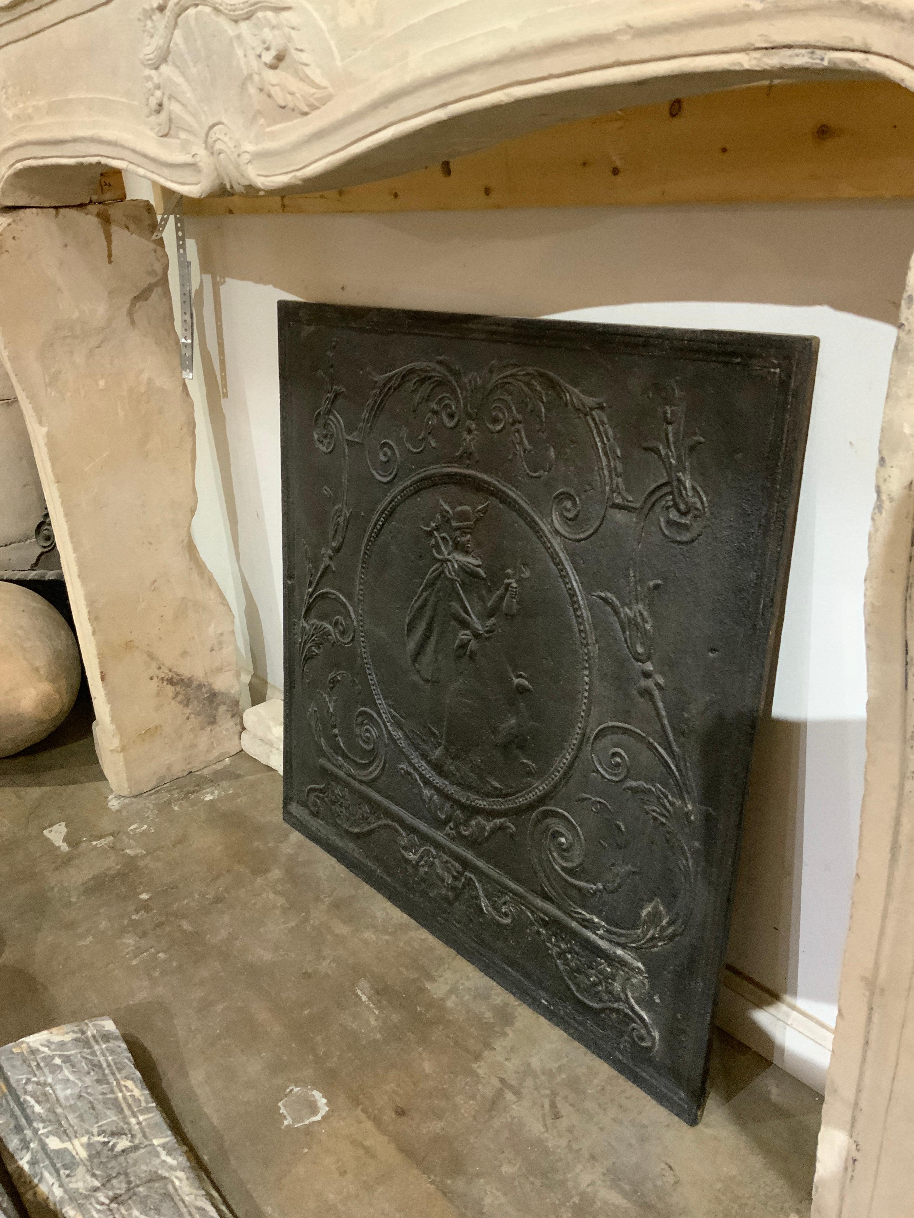 Mid-19th Century Cast Iron Fireback from France In Good Condition For Sale In Dallas, TX