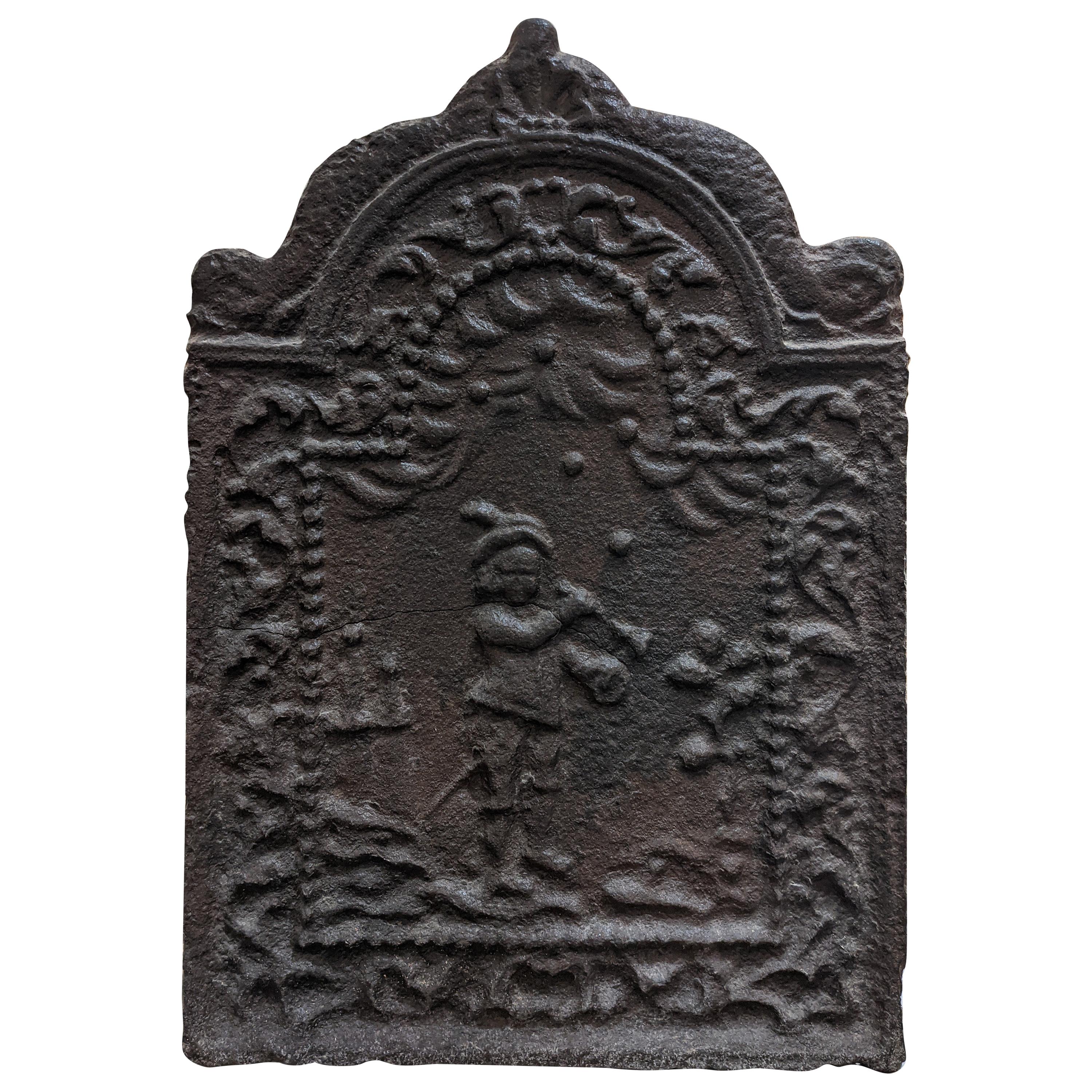 Plaque de cheminée en fonte du milieu du XIXe siècle, France en vente