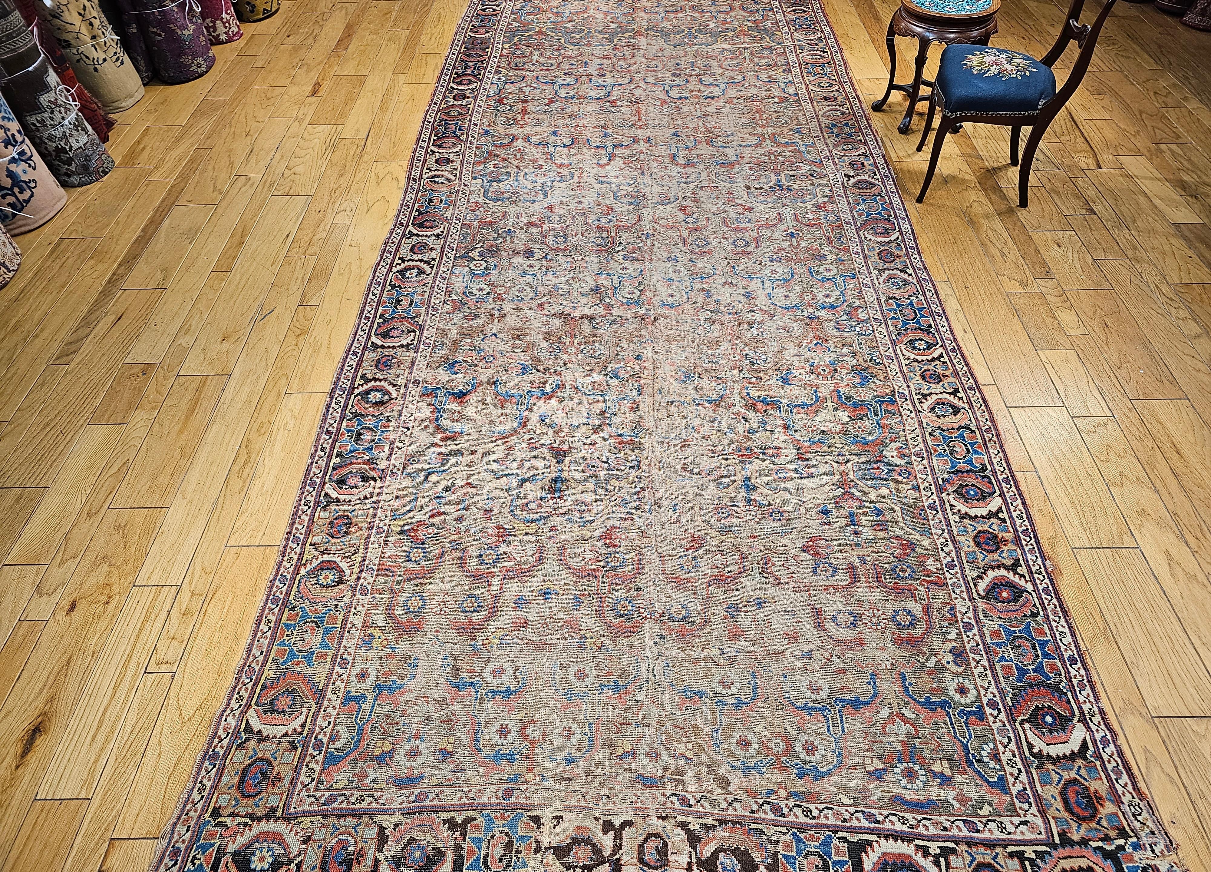 Tapis caucasien Karabagh Gallery du milieu du XIXe siècle à motifs géométriques en vente 9