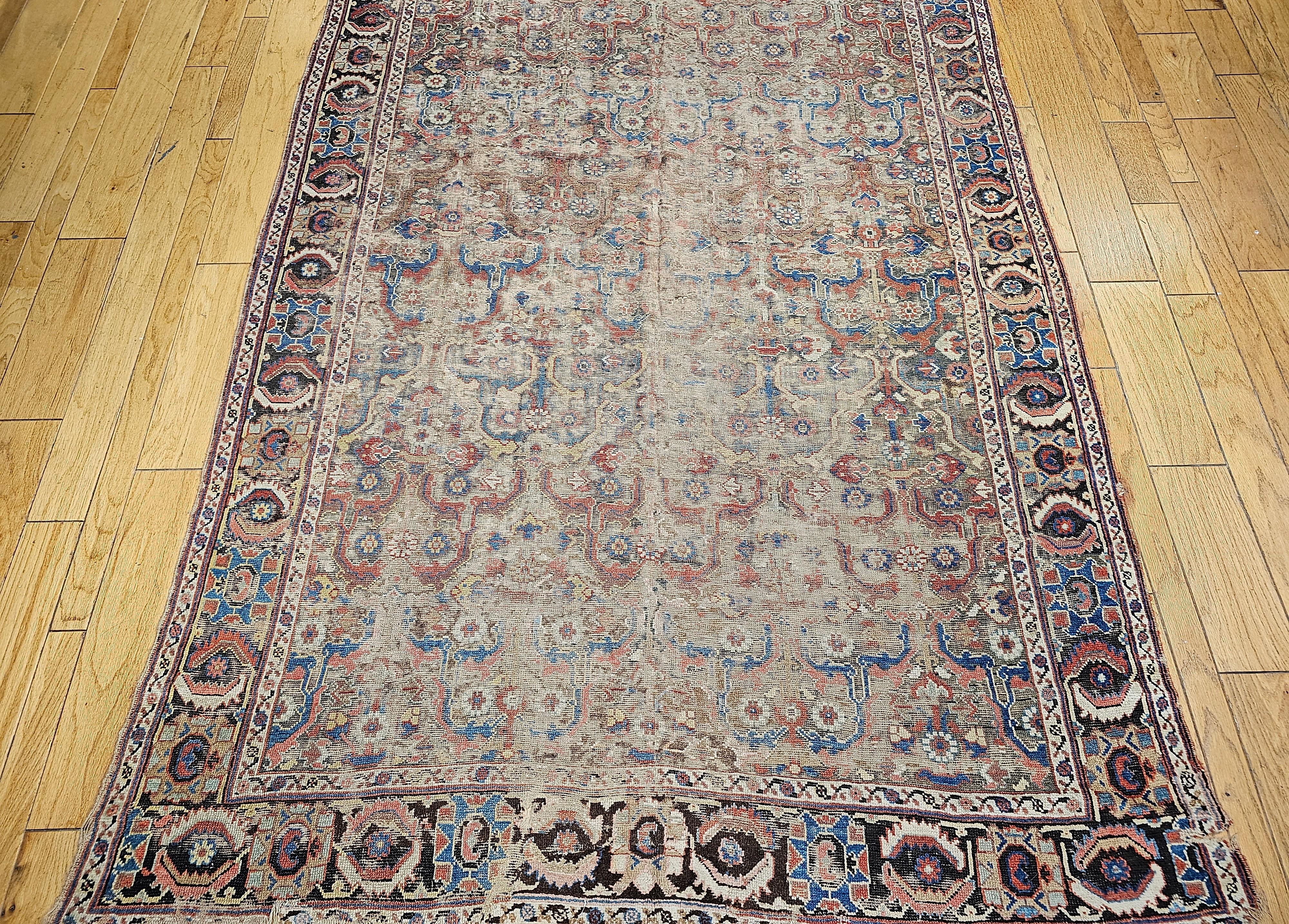 Tapis caucasien Karabagh Gallery du milieu du XIXe siècle à motifs géométriques Bon état - En vente à Barrington, IL