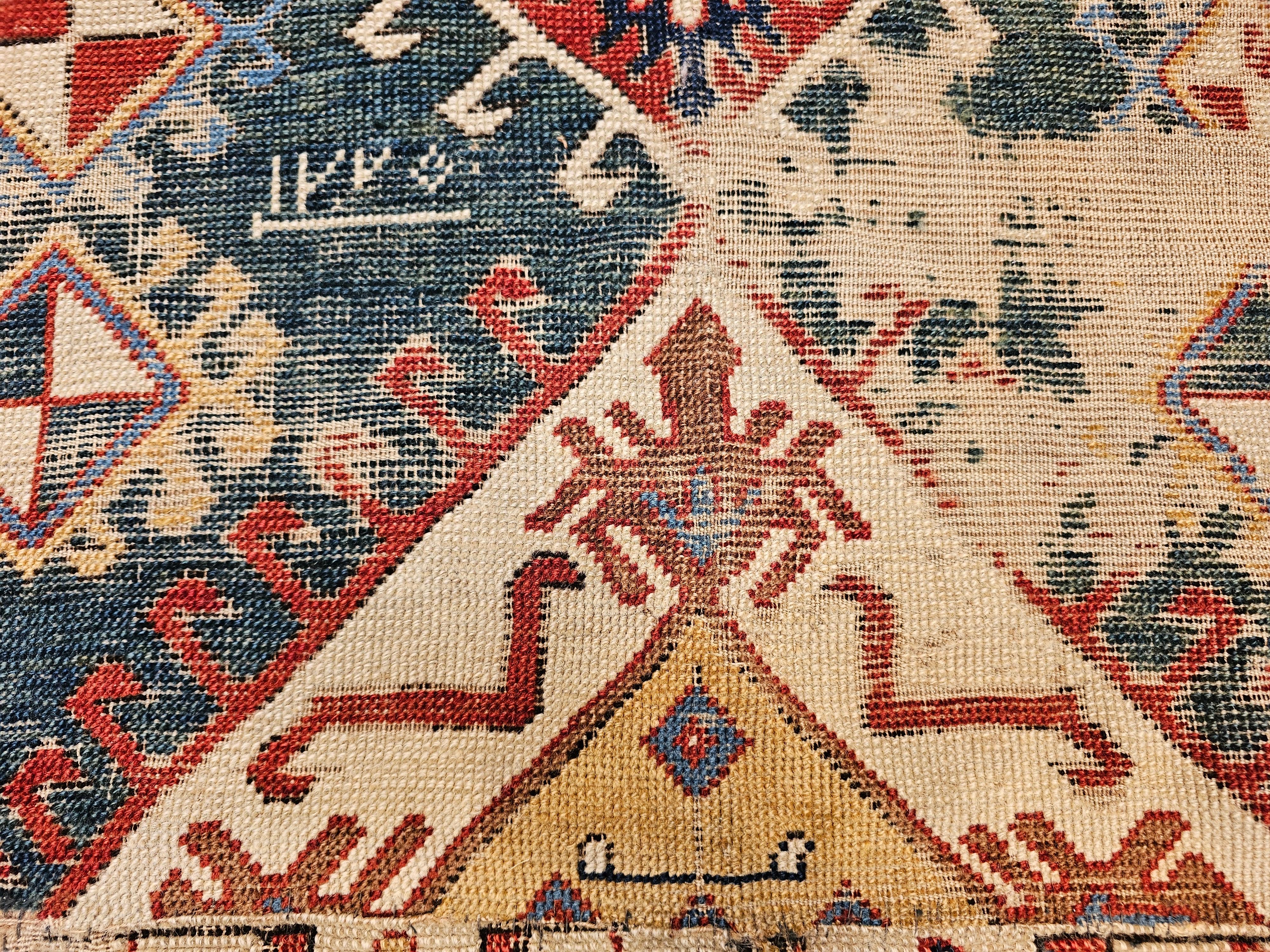 Tapis caucasien Kazak du début du 19e siècle en vente 1