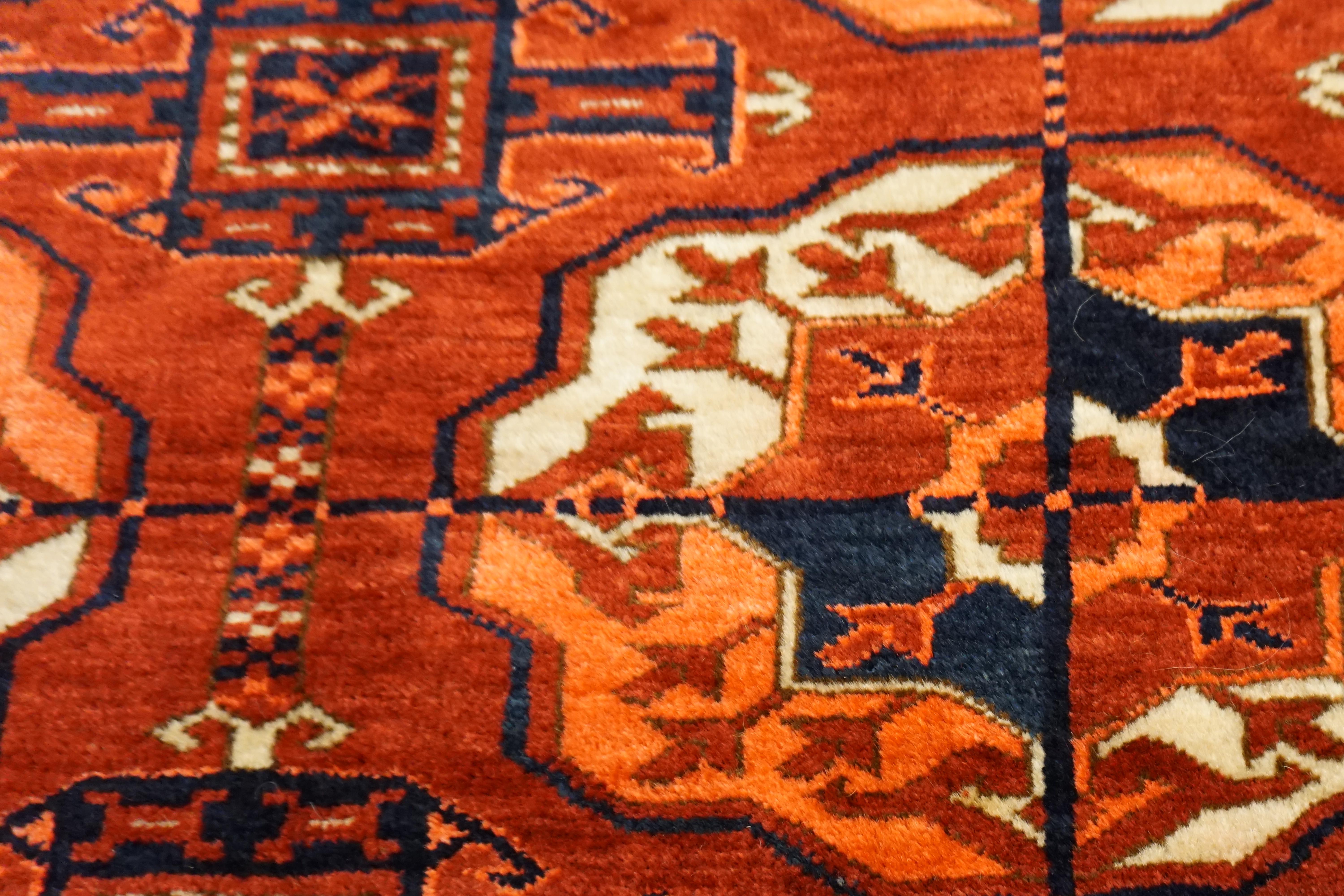 Tappeto Tekke Turkmen dell'Asia centrale della metà del XIX secolo (6'9'' x 10'3'' - 206 x 312) in vendita 2
