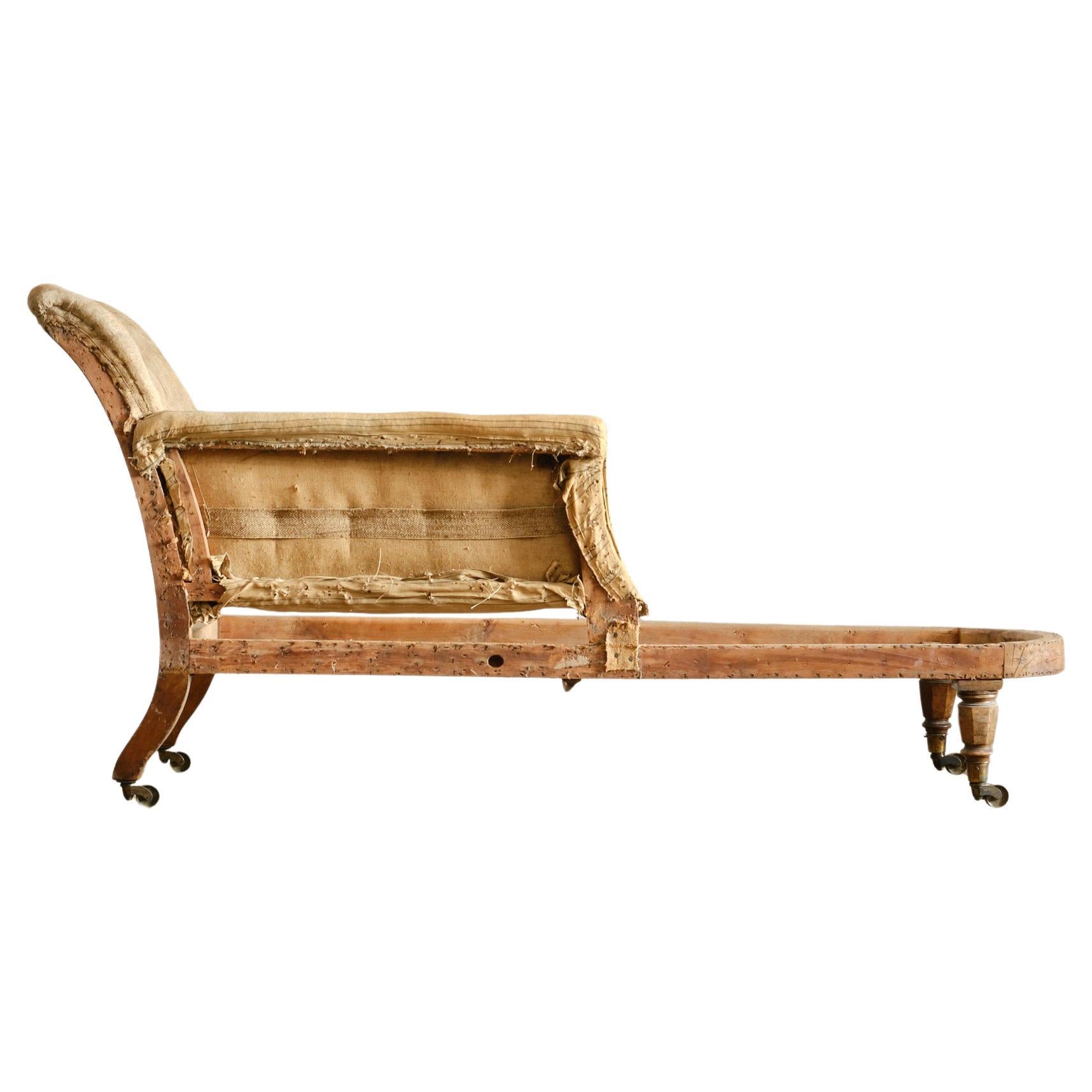 Mid 19th Century Chaise Longue