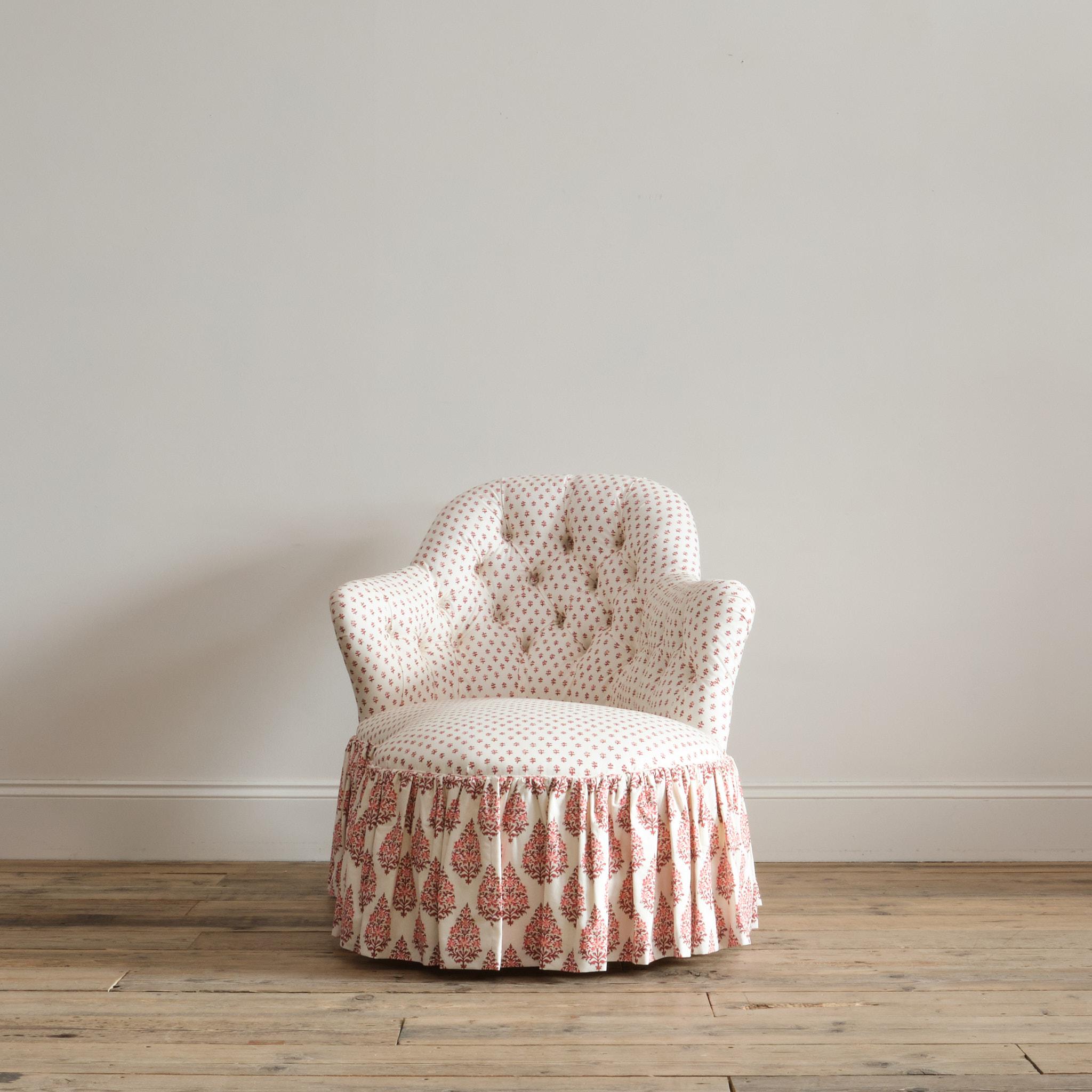 English Mid 19th Century Chaise Longue in Titley & Marr Printed Cotton For Sale