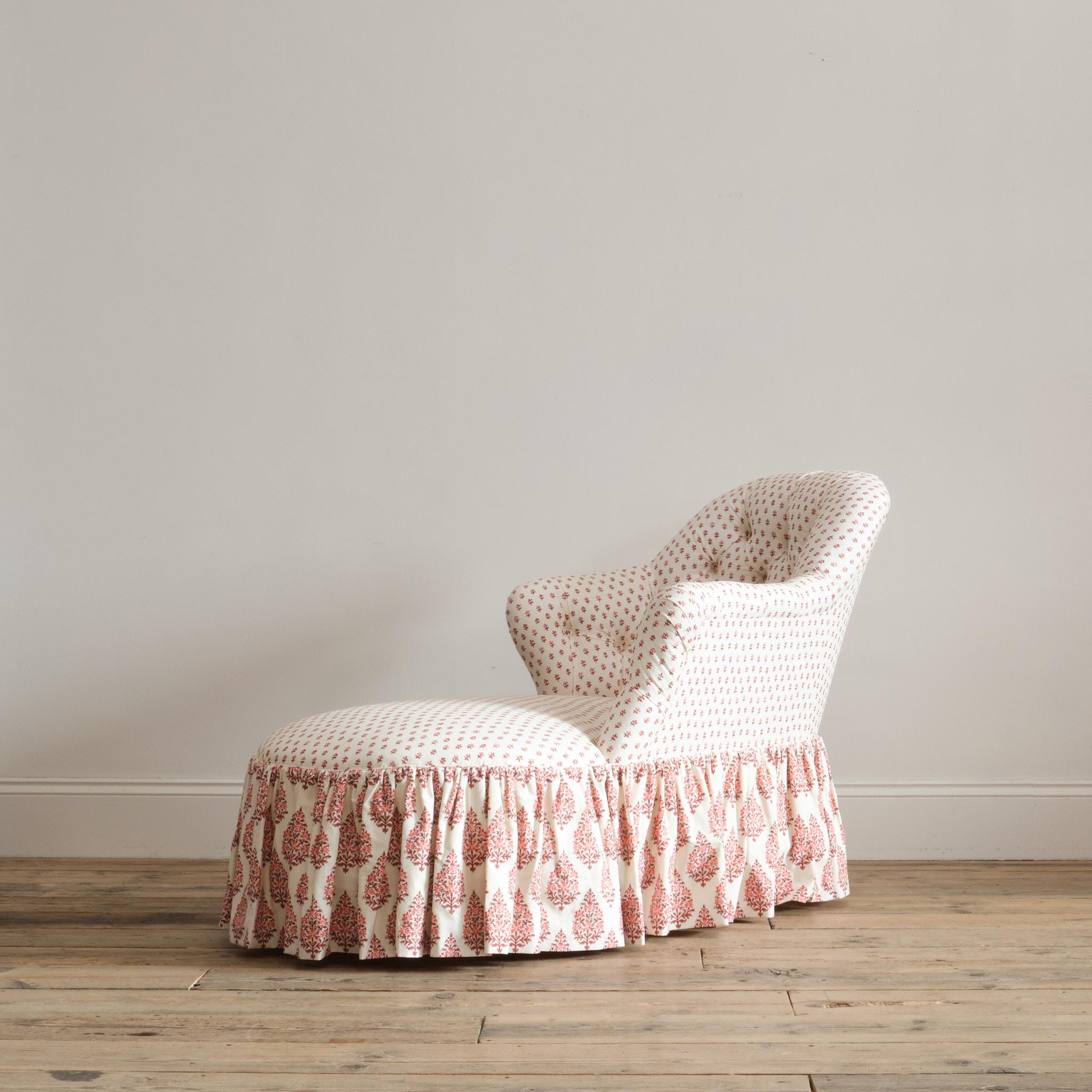 Mid 19th Century Chaise Longue in Titley & Marr Printed Cotton In Excellent Condition For Sale In Batley, GB