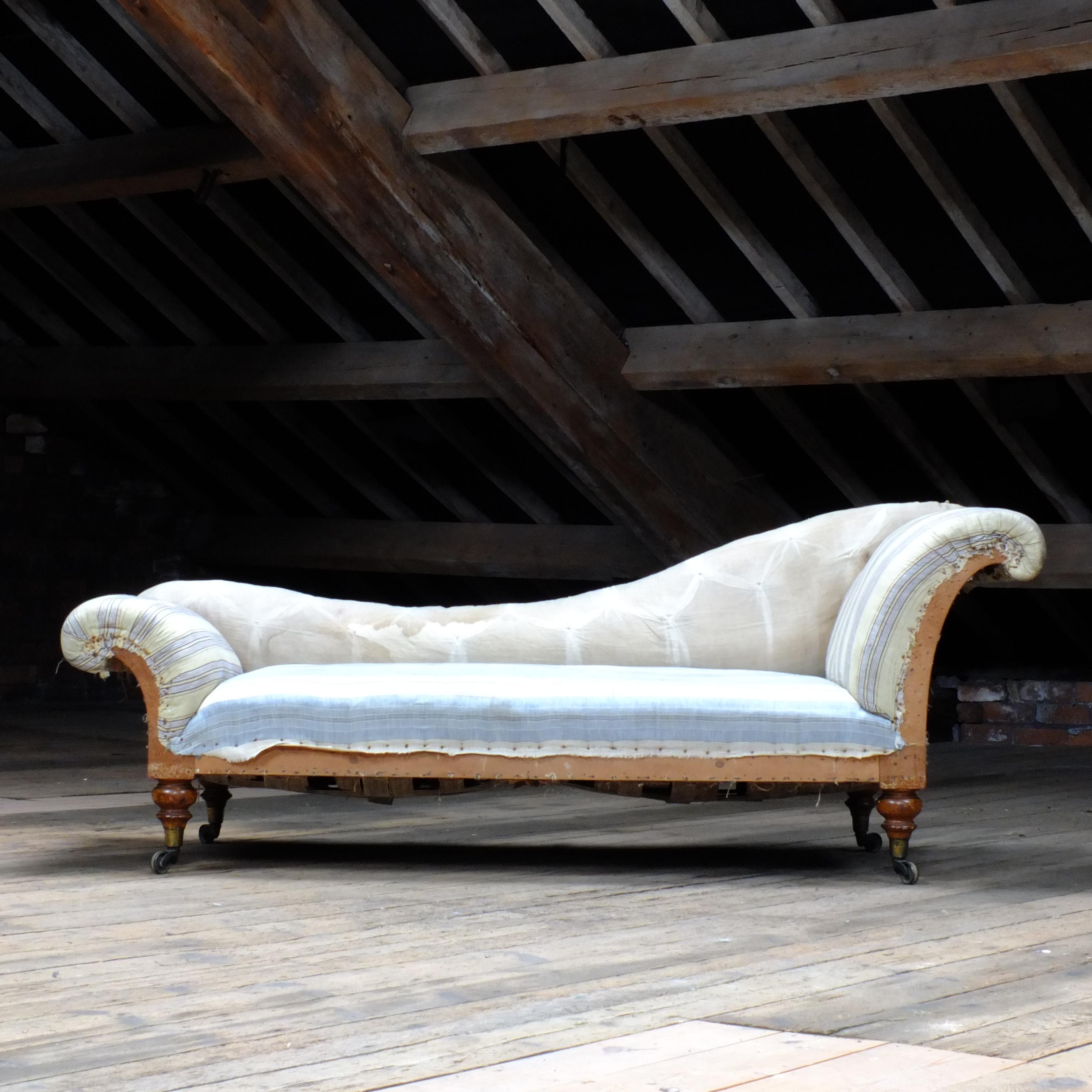 shezlong couch