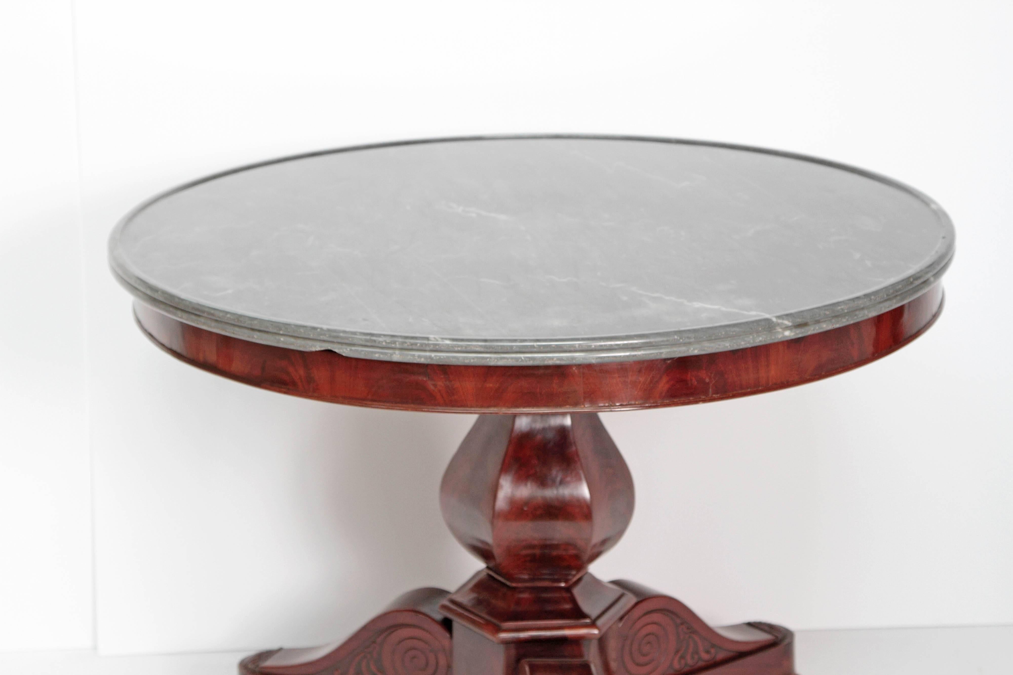 Mid-19th Century Charles X Walnut Center Table with Grey Marble Top In Good Condition In Dallas, TX