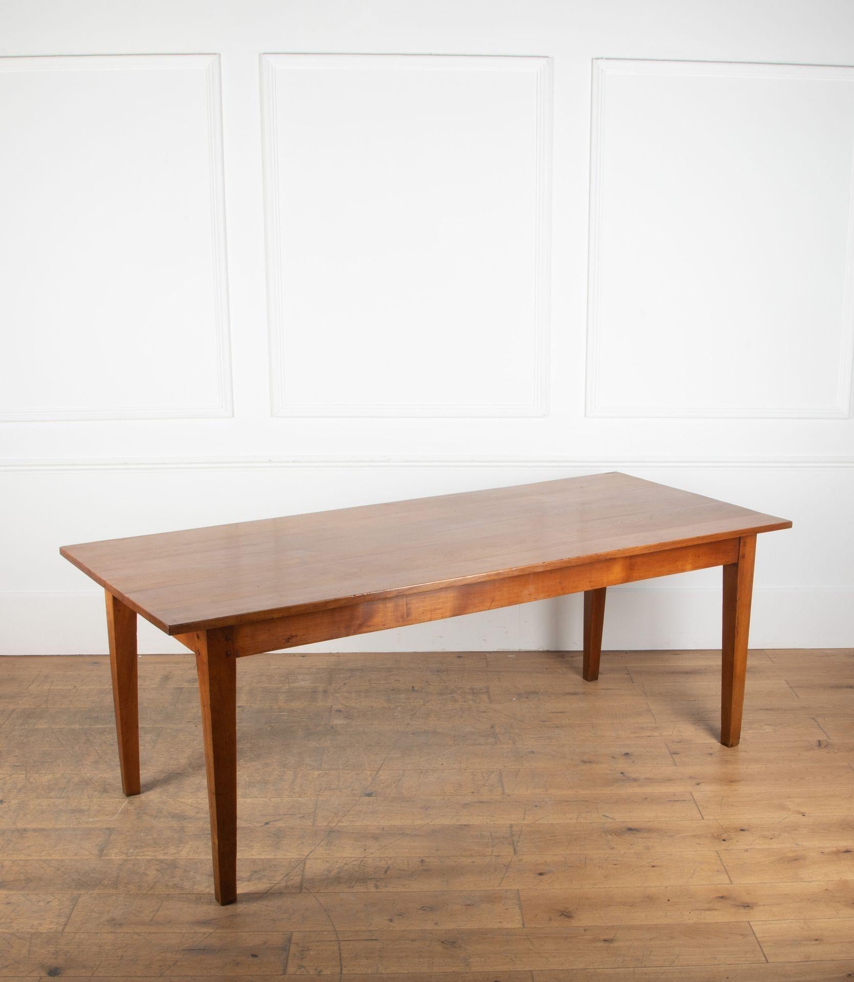 Mid-19th Century Cherrywood French Farmhouse Table In Good Condition In Gloucestershire, GB