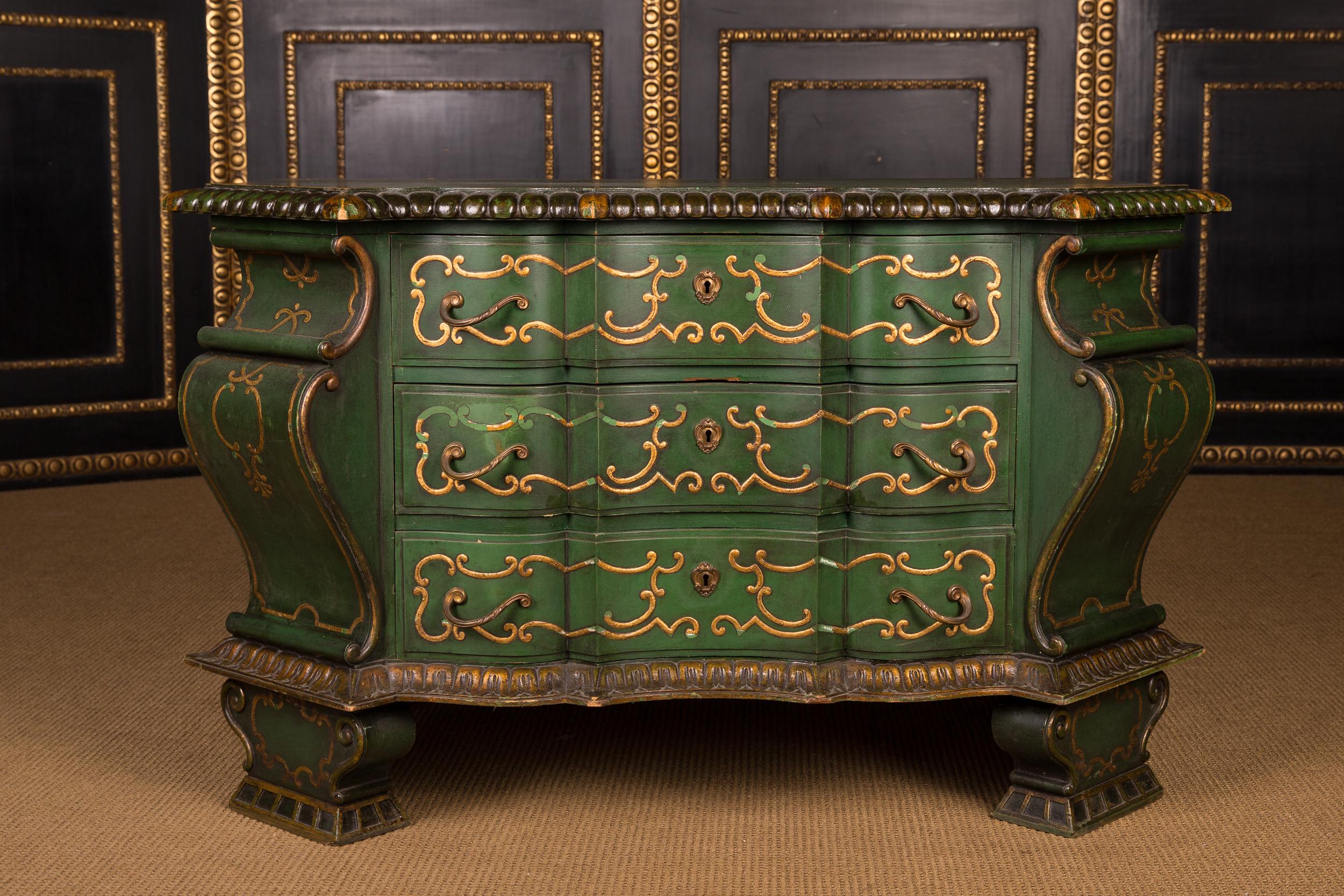 German Mid-19th Century Chest of Drawers in Baroque Style
