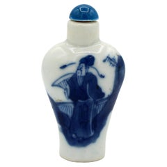 Mid-19th Century Chinese Blue & White Snuff Bottle