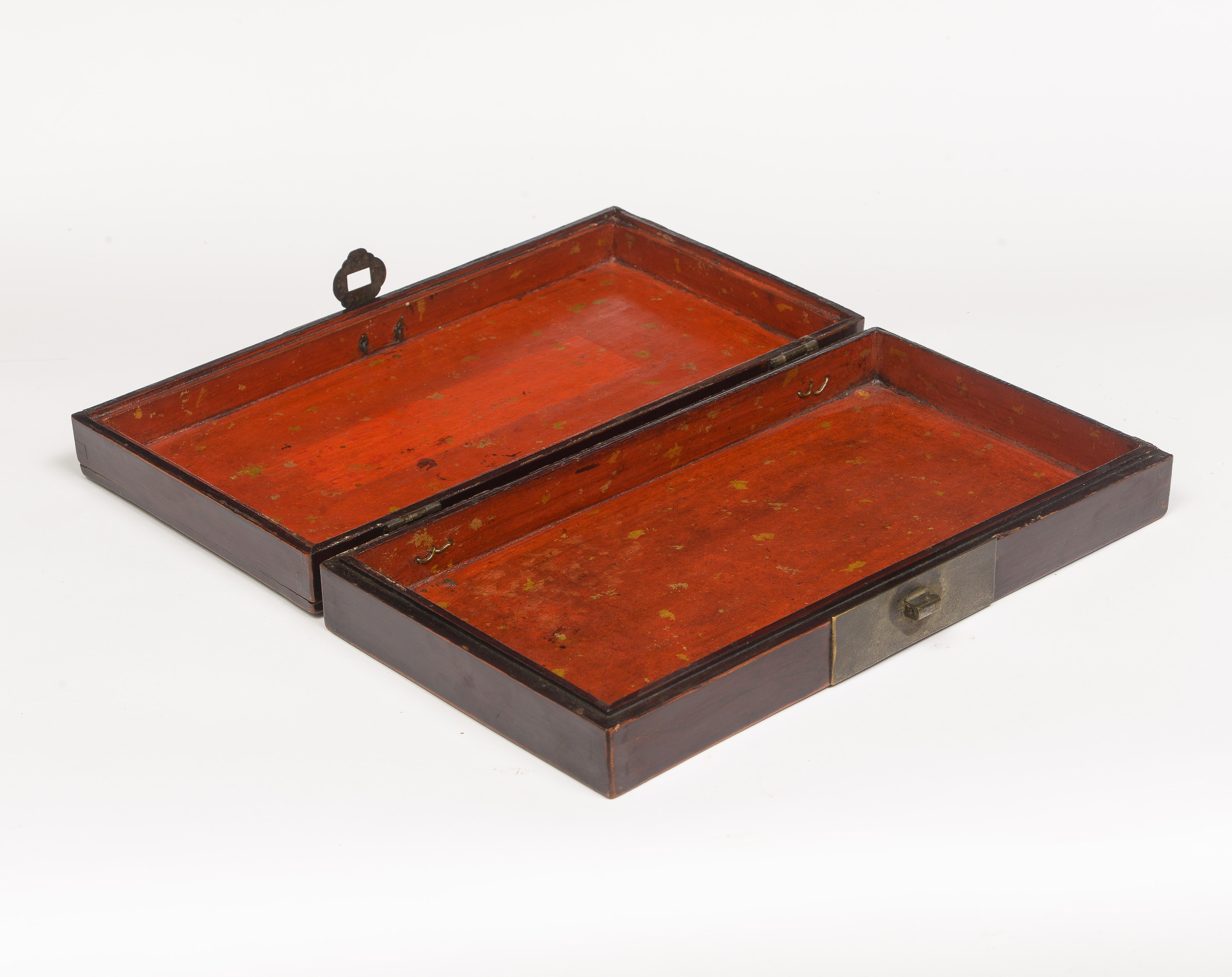 Mid 19th Century Chinese Flat Box For Sale 1