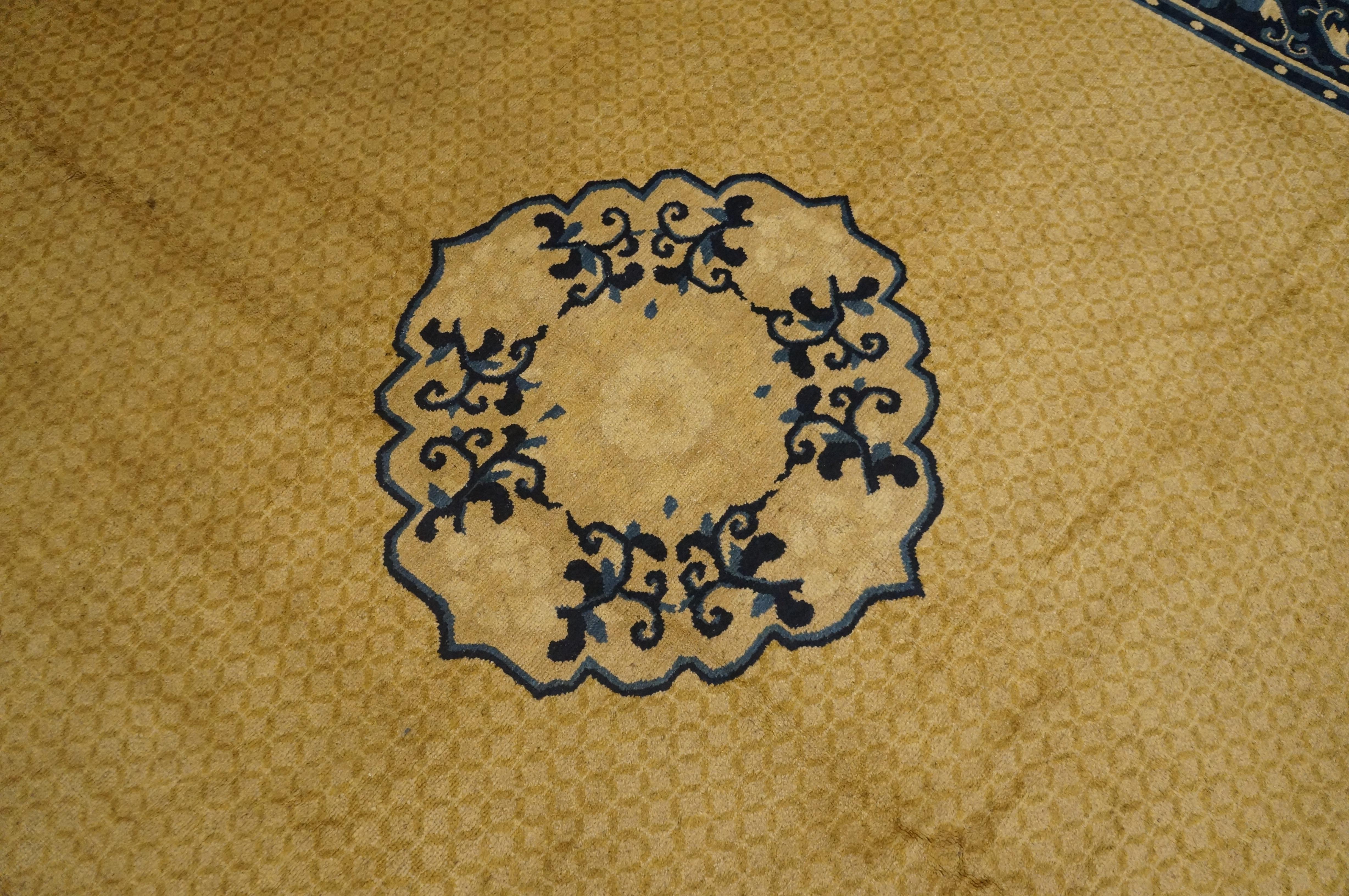 Tapis chinois Ningxia du milieu du 19ème siècle ( 8' x 9'4
