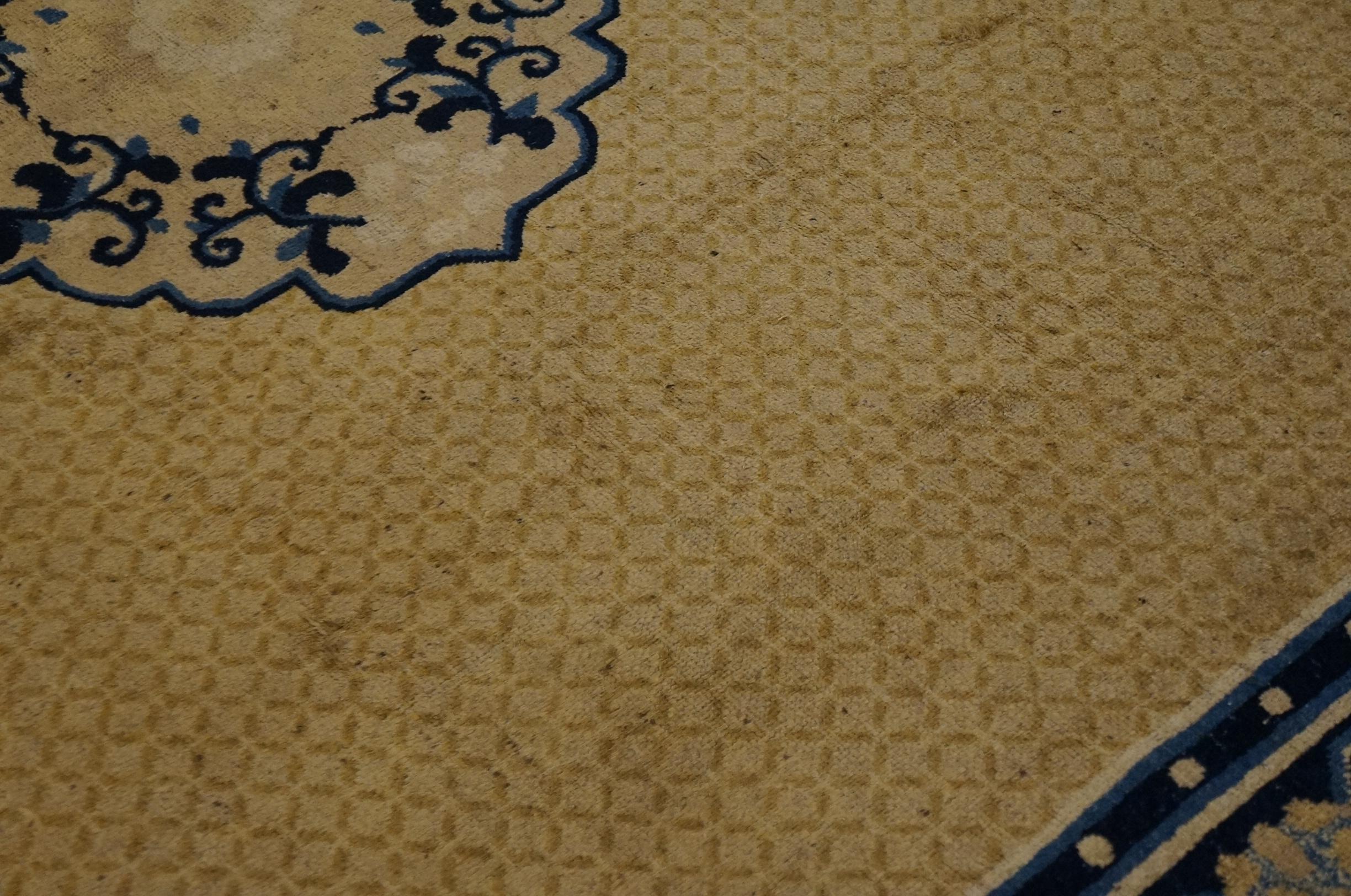 Tapis chinois Ningxia du milieu du 19ème siècle ( 8' x 9'4
