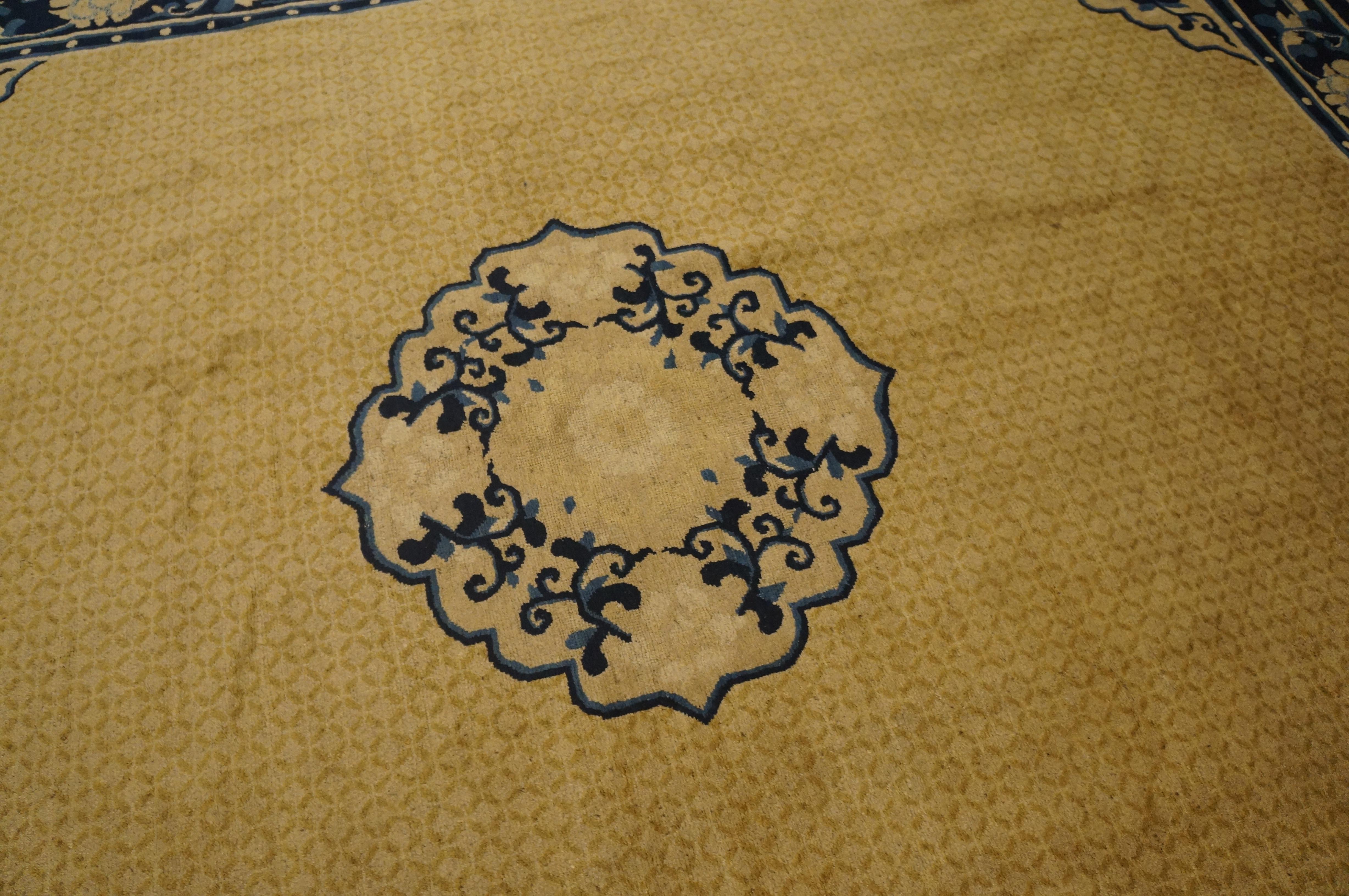 Tapis chinois Ningxia du milieu du 19ème siècle ( 8' x 9'4