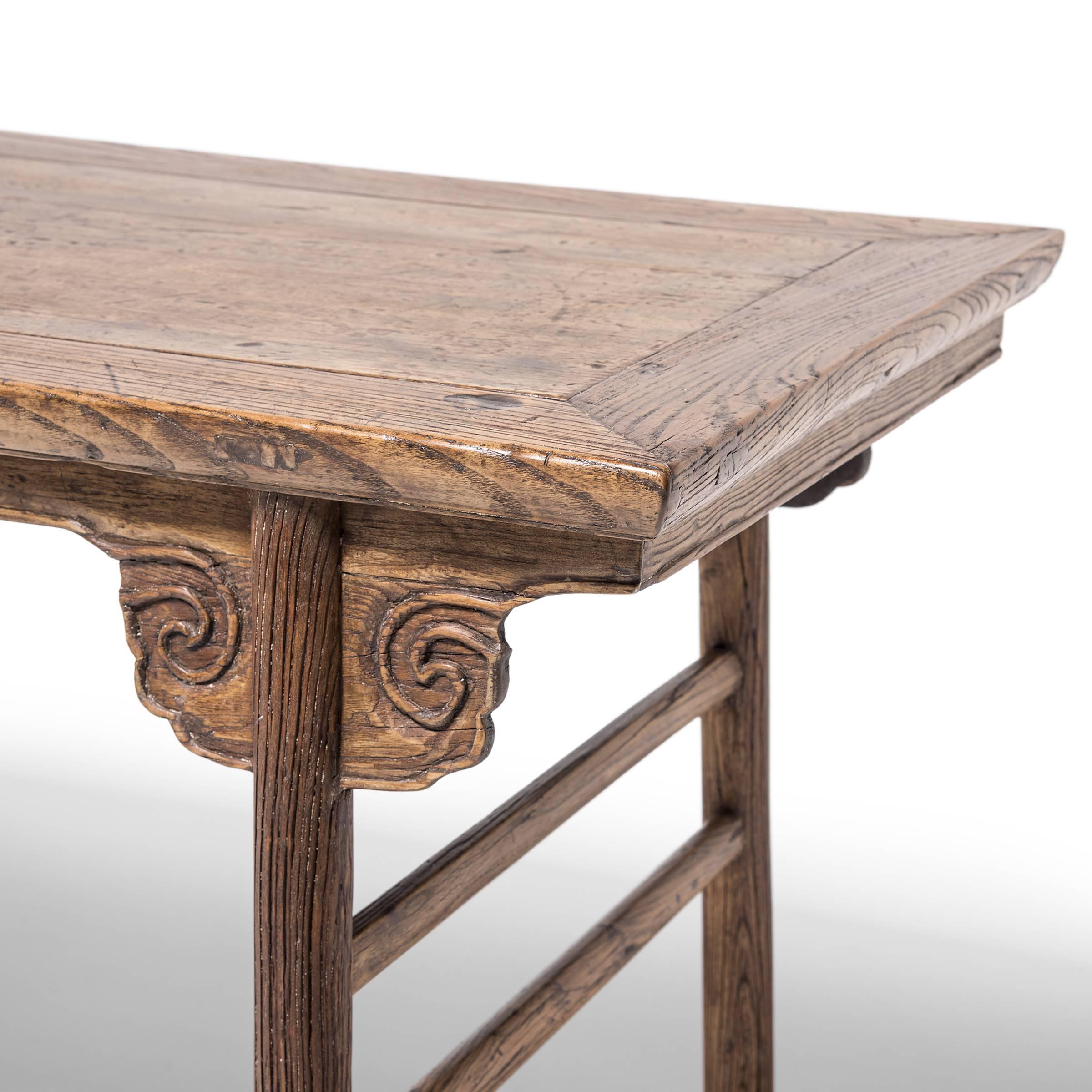 Walnut Mid-19th Century Chinese Writing Table with Cloud Form Spandrels