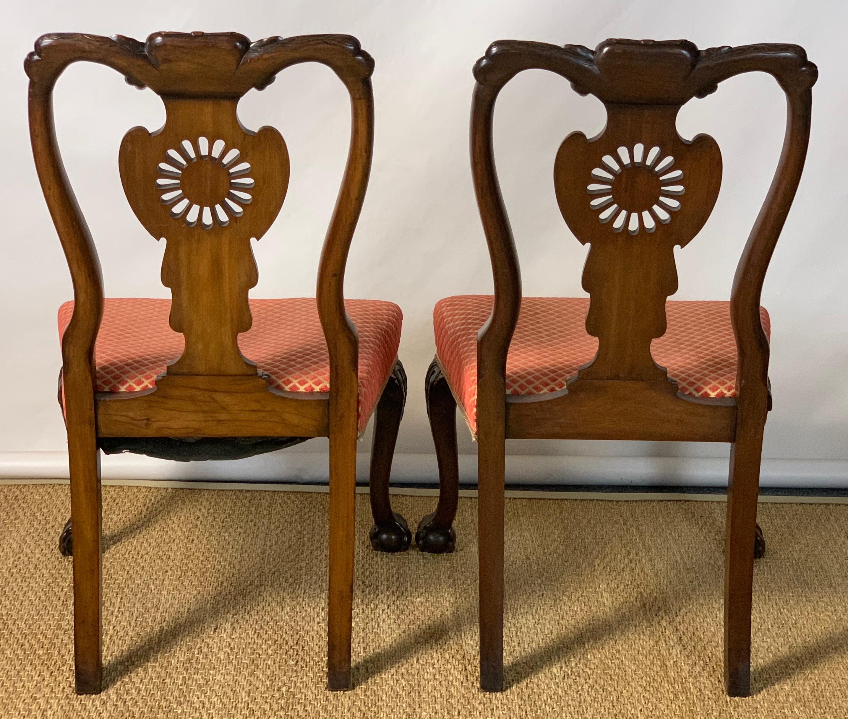 Mid-19th Century Chippendale Style Carved Mahogany Side Chairs In Good Condition In Kilmarnock, VA