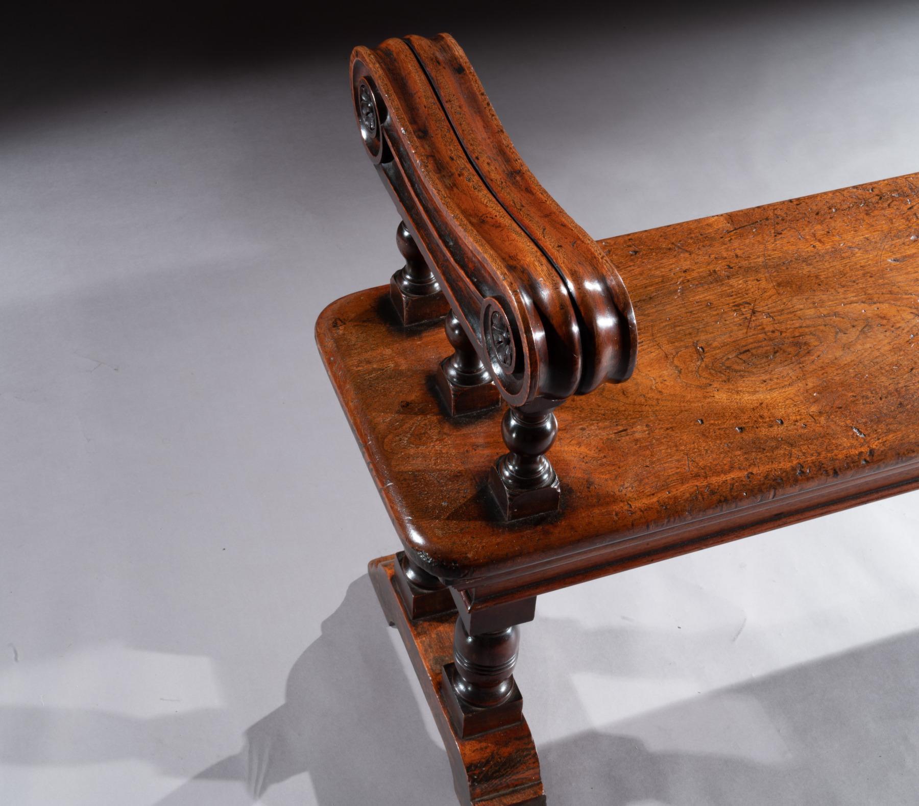 Mid-19th Century Country House Walnut Hall Bench of Good Scale 7