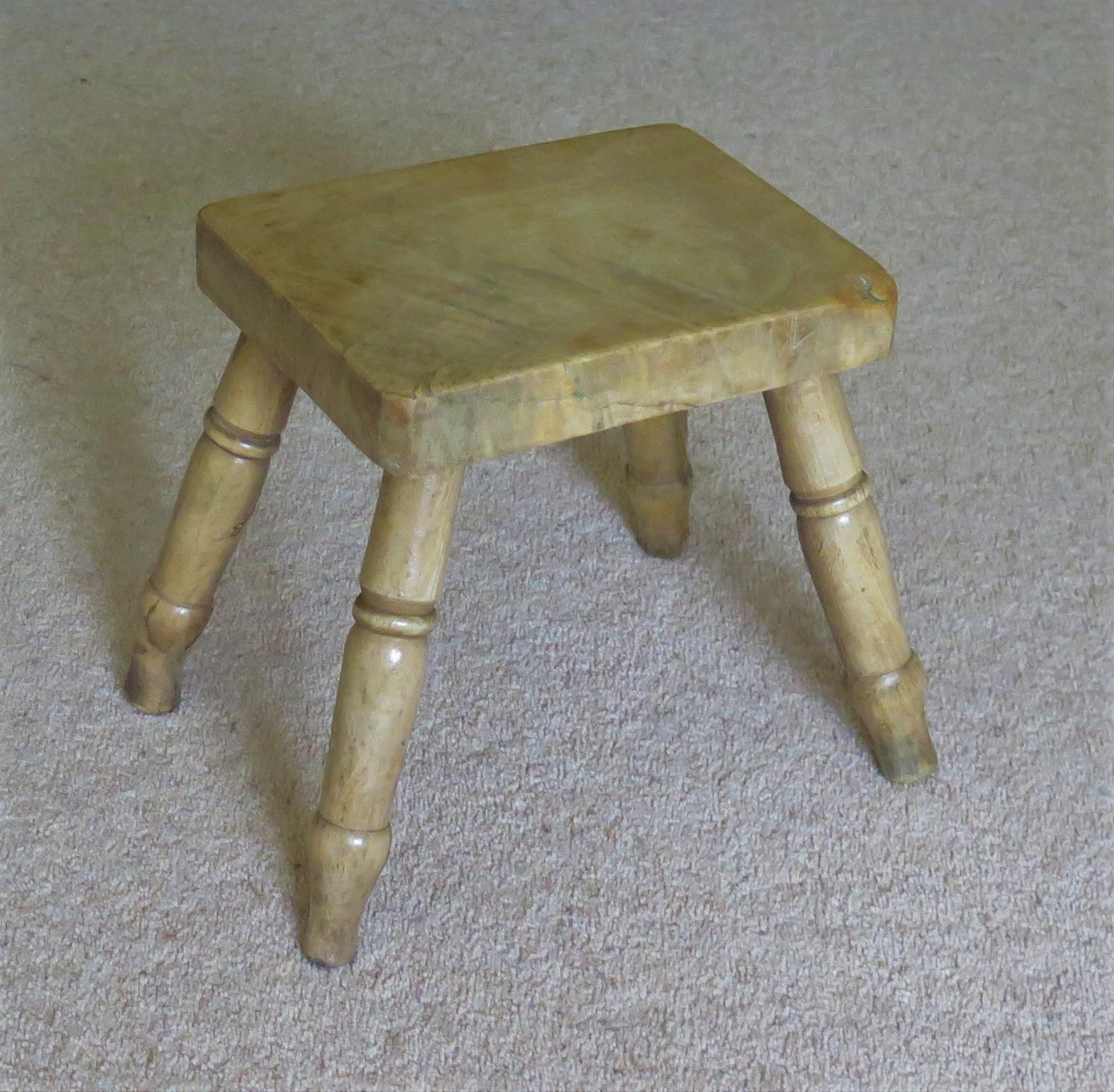 Mid 19th Century Country Milking Stool or Stand Solid Sycamore English, Ca 1840 5