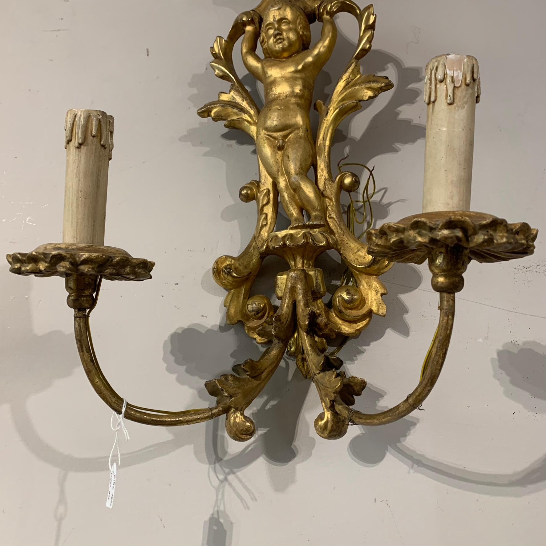 Mid 19th Century Couple of Giltwood Appliques For Sale 5