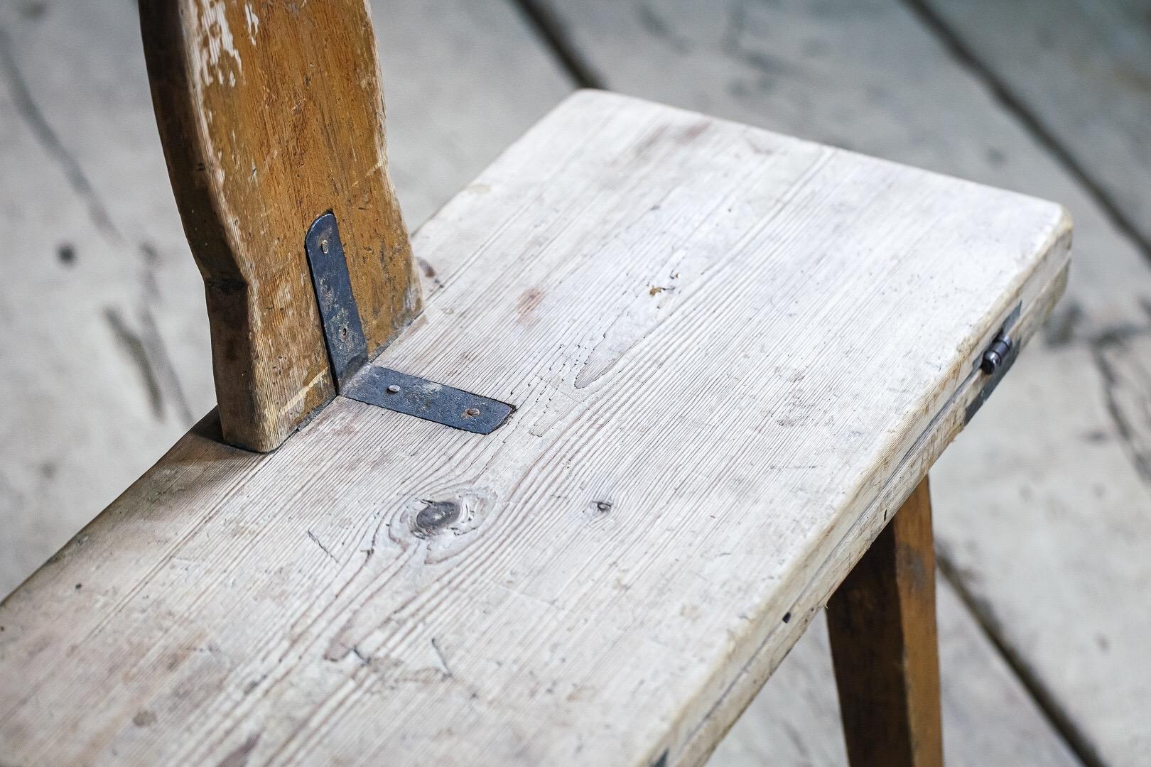 Mid-19th Century Delicate Swedish Metamorphic Bordstol or Chair Table 8