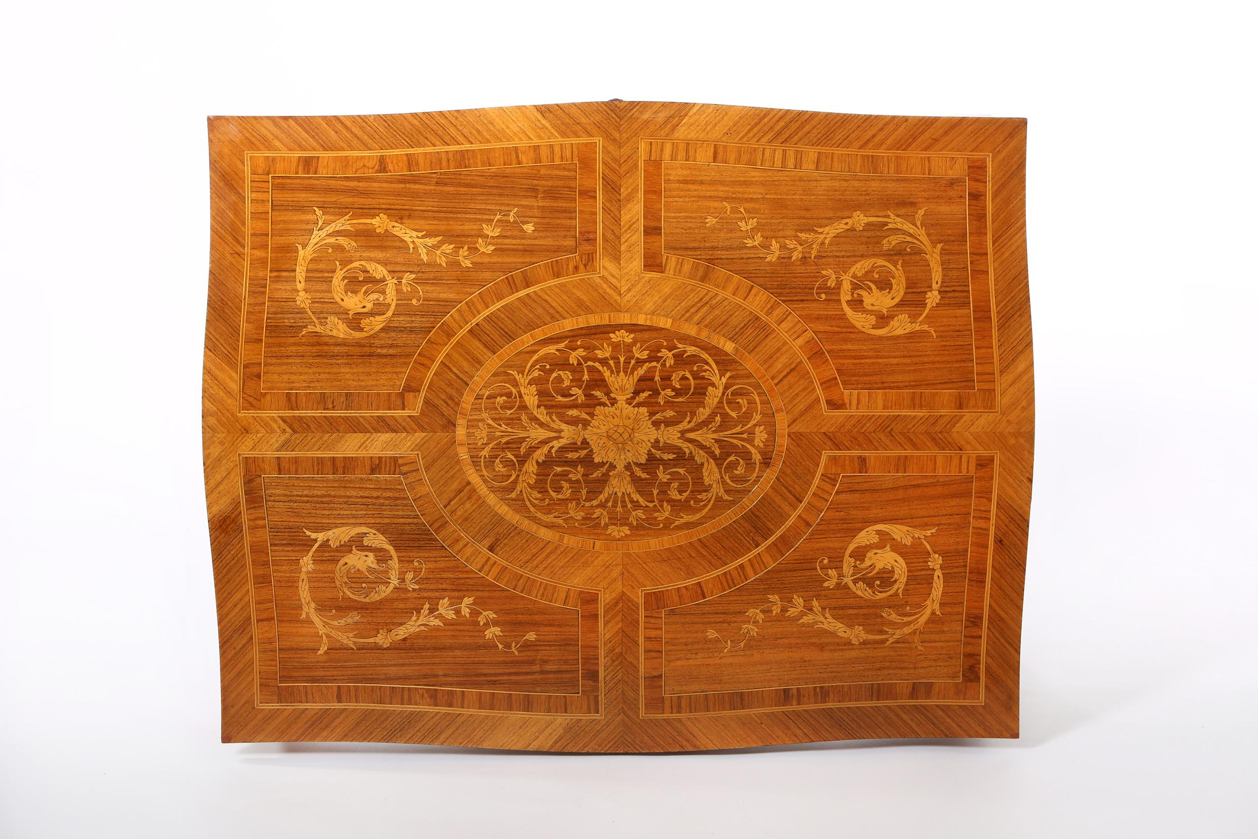 Mid-19th Century Dutch Marquetry Center Table 1