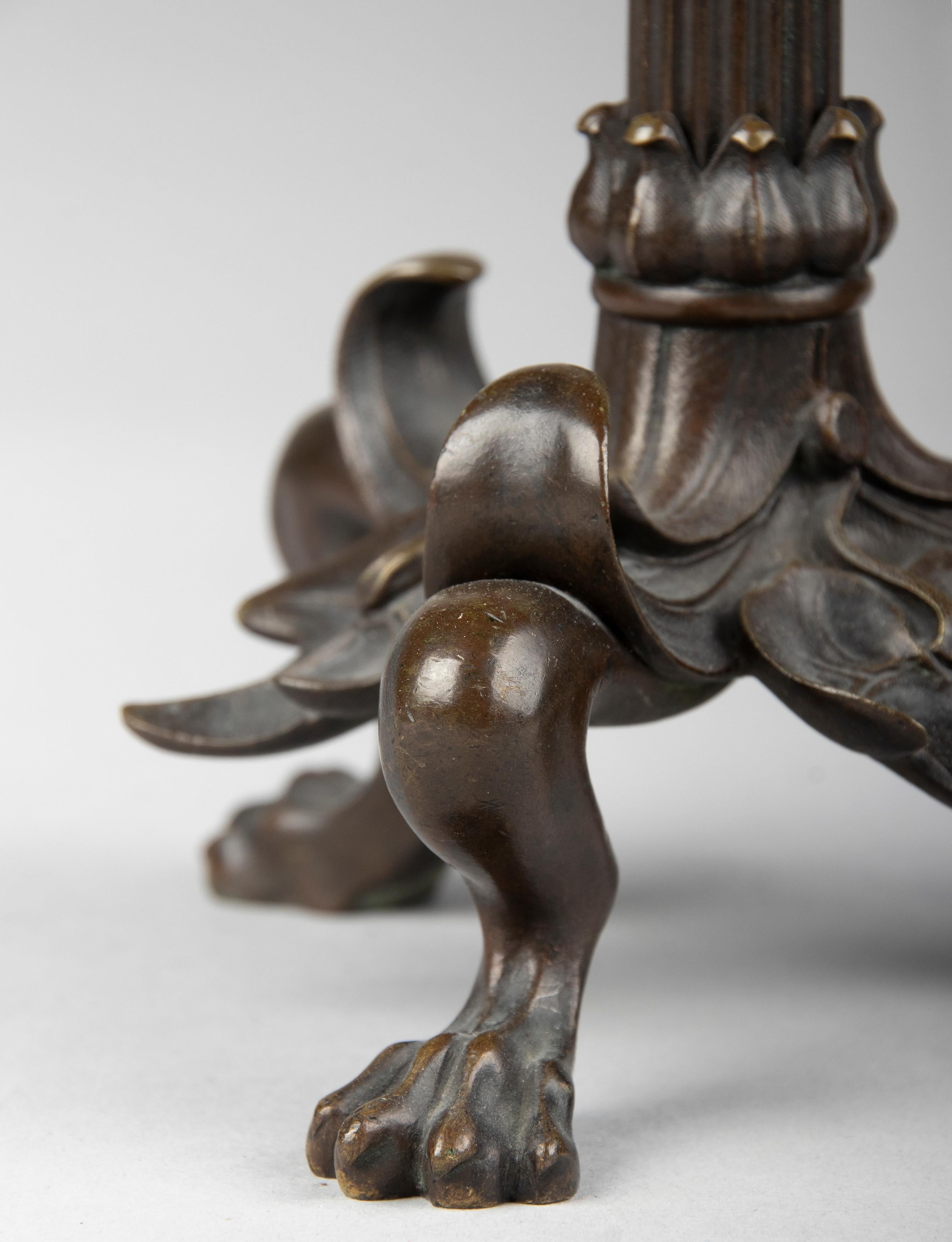 Chandeliers en bronze patiné de style Empire du milieu du XIXe siècle en vente 8