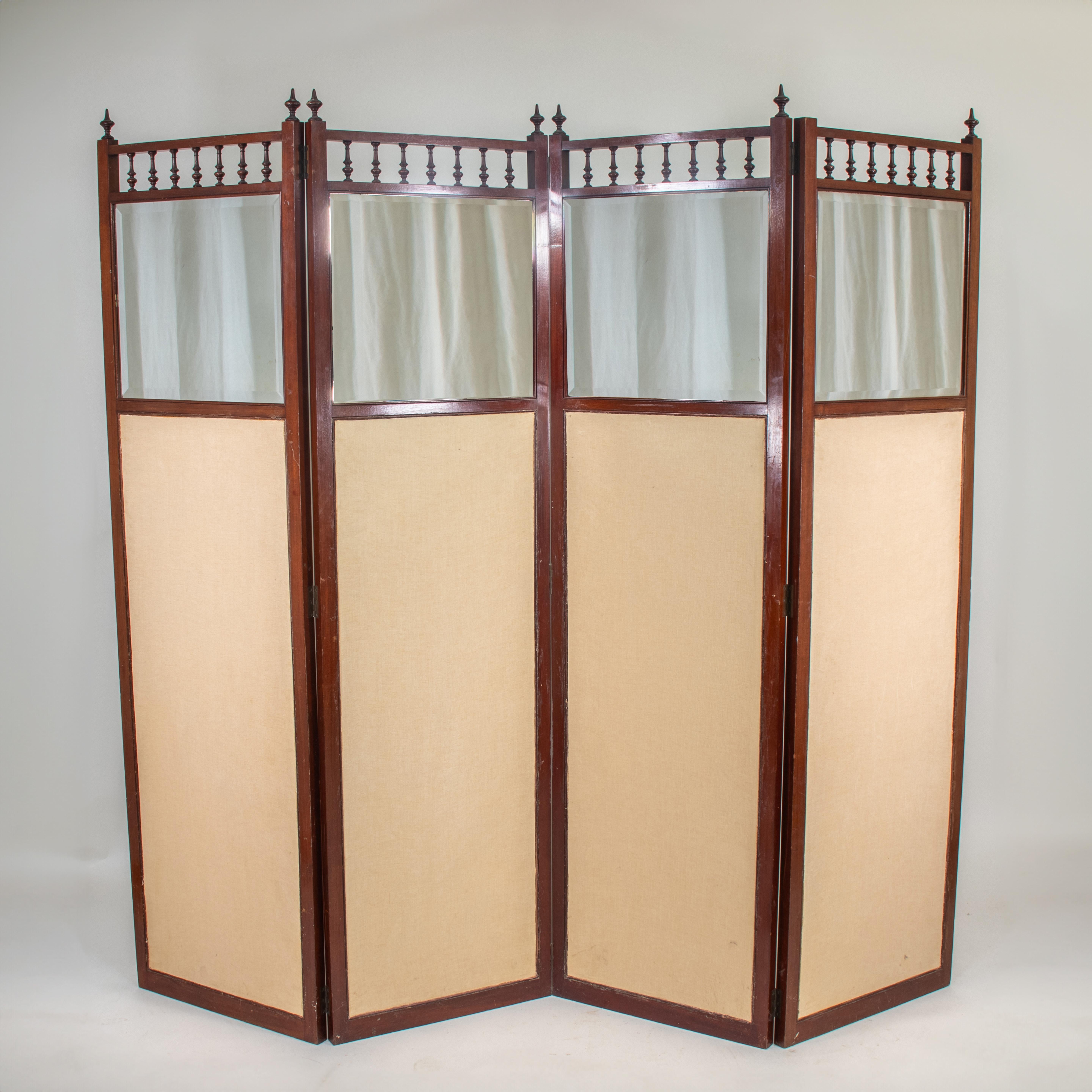 This exquisite circa 1850 English four-panel folding screen is a fine example of 19th-century craftsmanship and artistry. Folding screens, originally popularized in ancient China for displaying fine art, became highly sought-after in Europe for