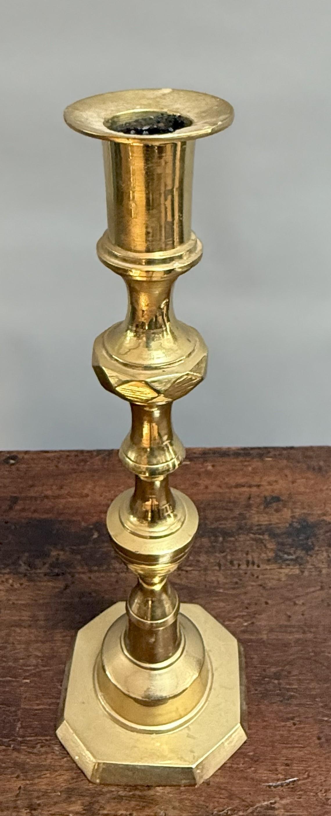 Late 19th Century English Brass Candlestick For Sale 1