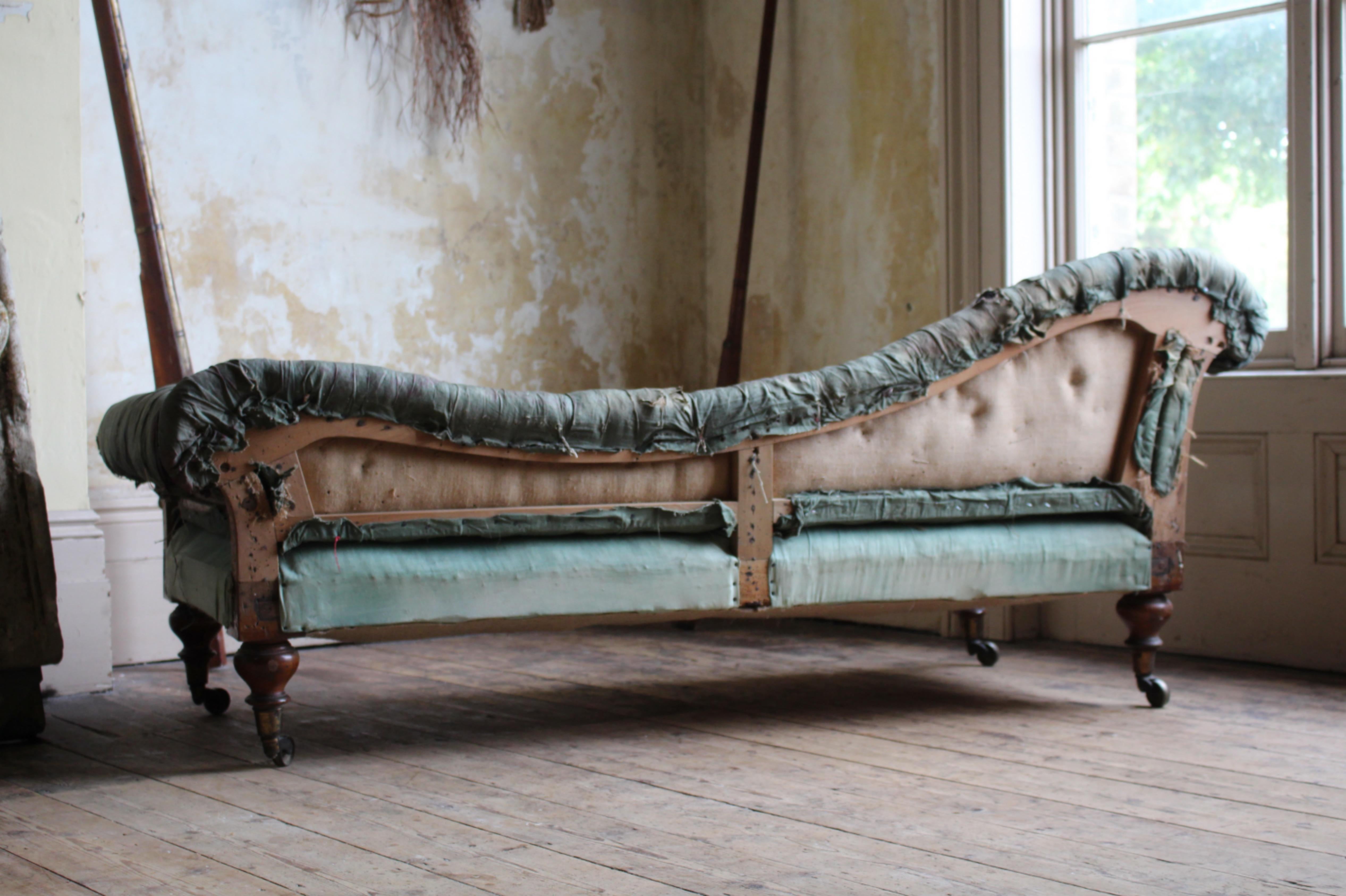 Casa de campo inglesa de mediados del siglo XIX Sofá / Chaise longue Charles Hindley & Sons en venta 8