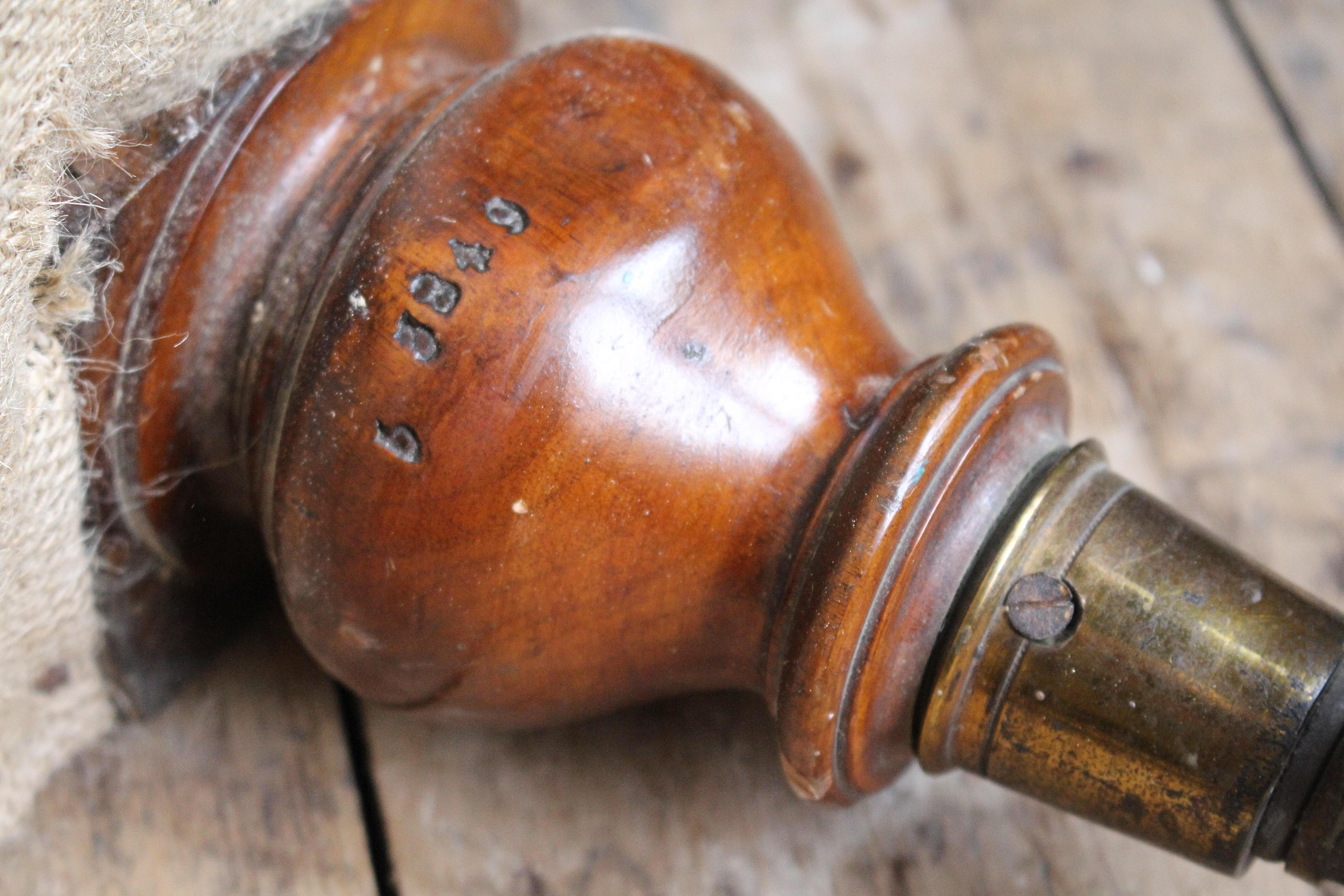 Casa de campo inglesa de mediados del siglo XIX Sofá / Chaise longue Charles Hindley & Sons en venta 14