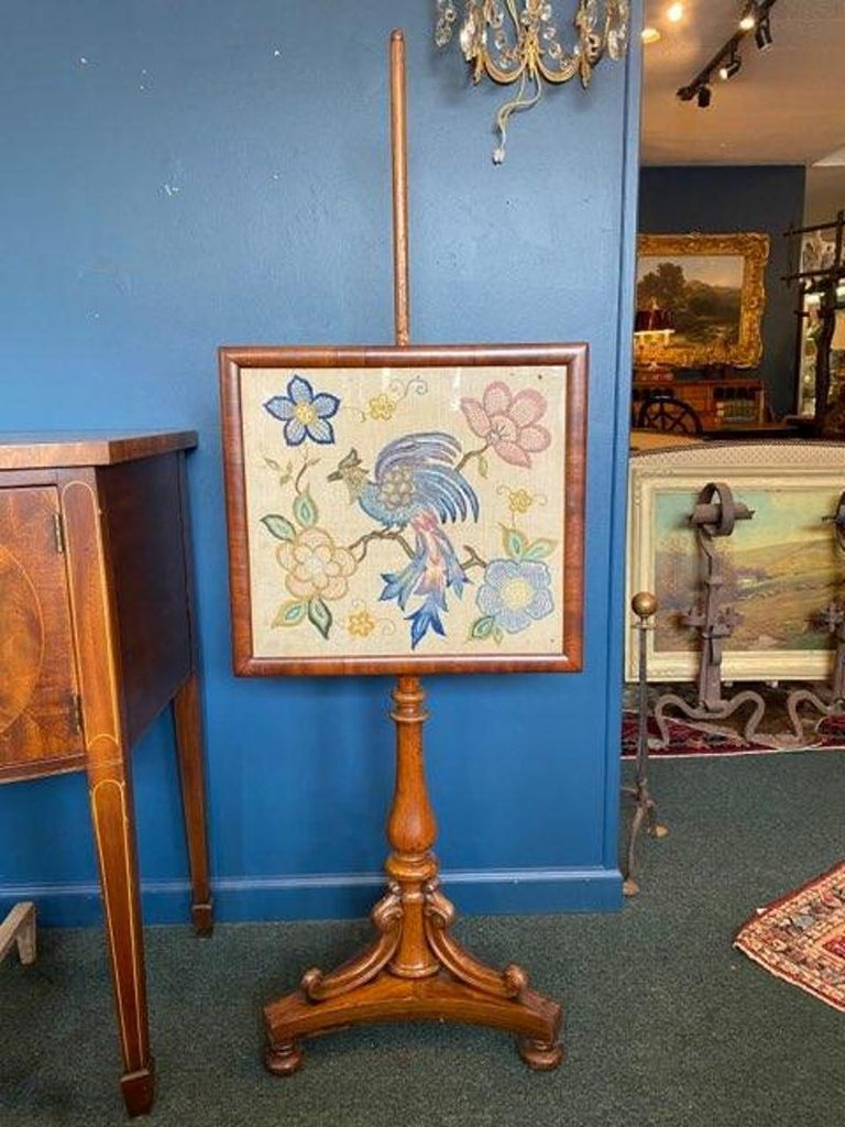 Mid 19th Century English Embroidered Tapestry and Wood Fireplace Screen For Sale at 1stDibs