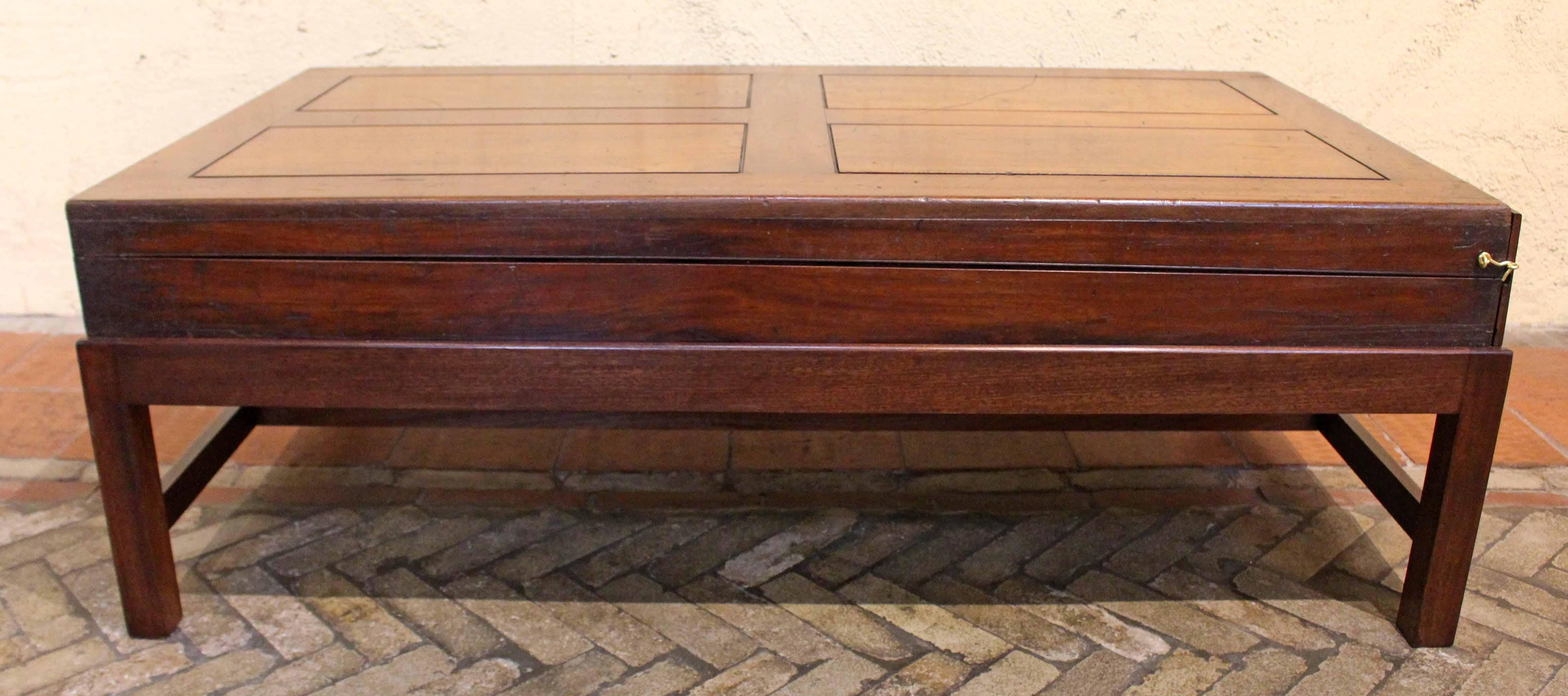 Mid-19th Century English Full Size Bagatelle Coffee Table In Good Condition In Chapel Hill, NC