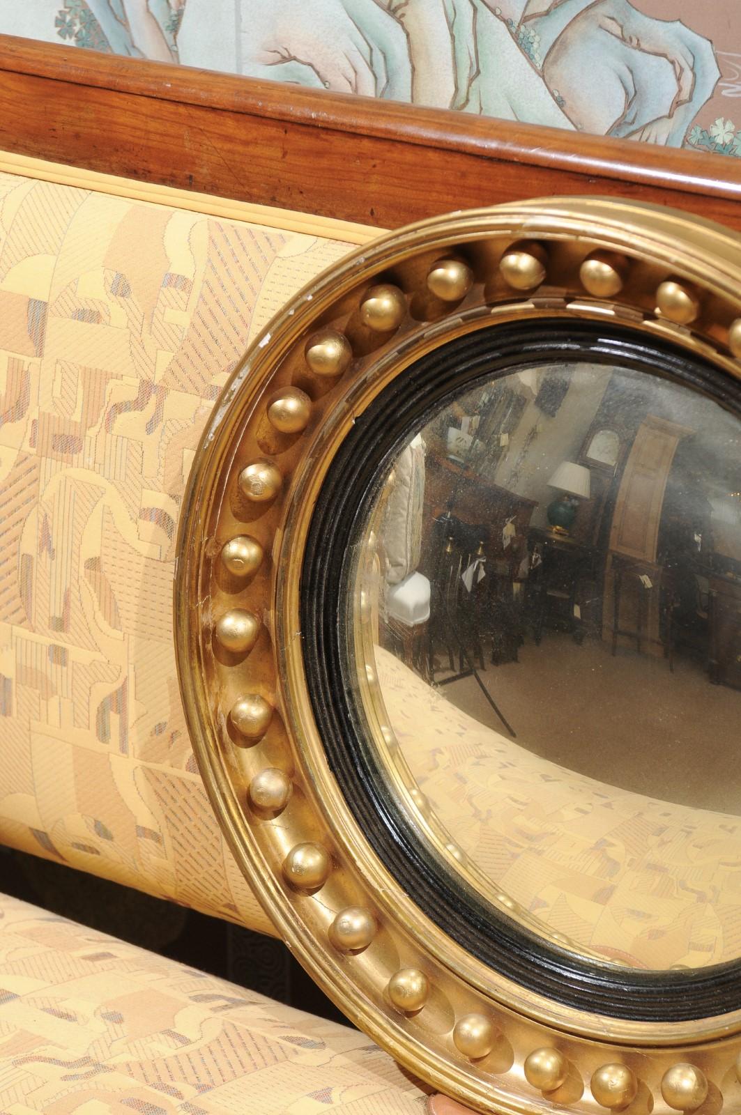 Mid-19th Century English Giltwood Bull's Eye Mirror with Convex Mirror In Good Condition In Atlanta, GA
