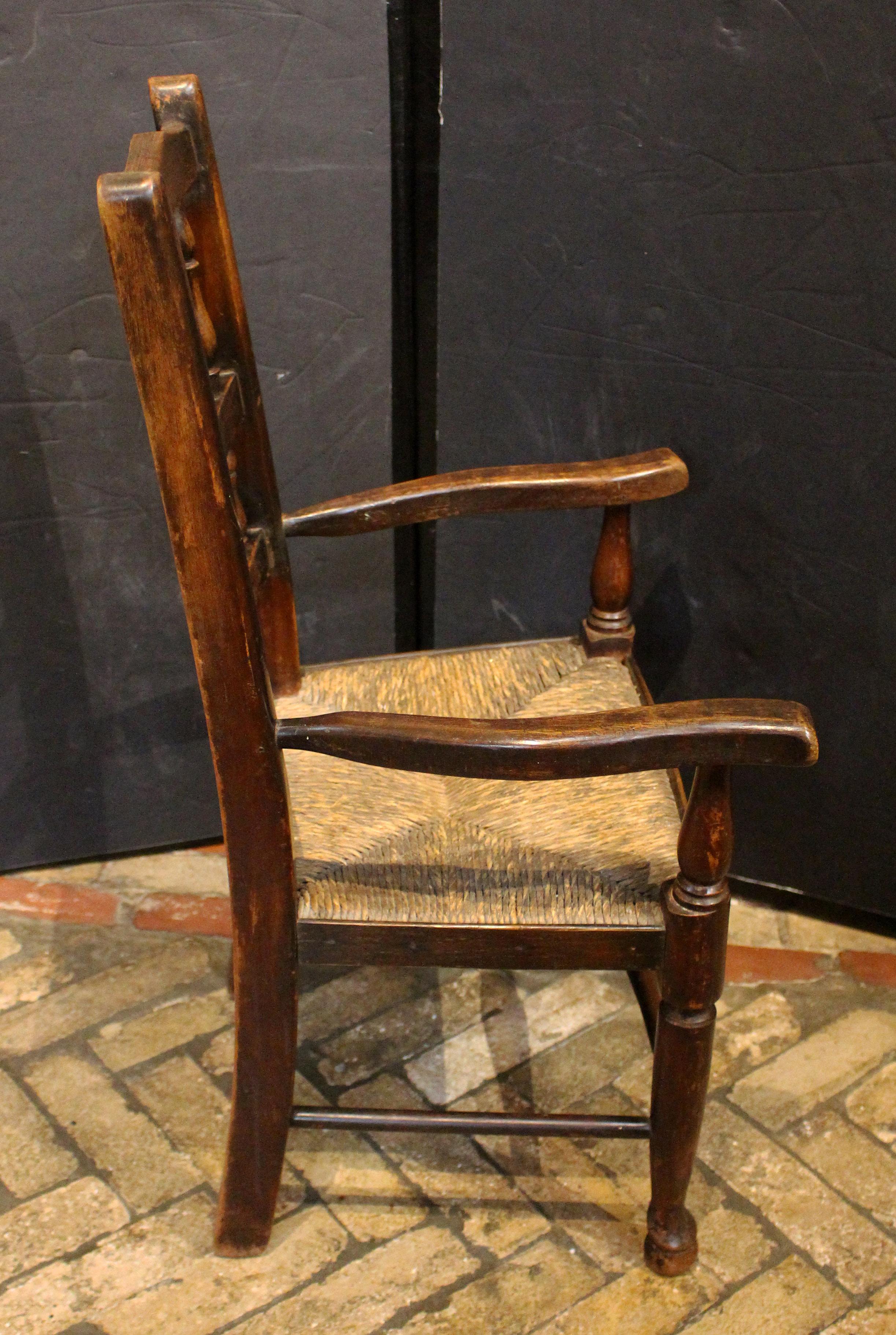 Mid-19th Century English Lancashire Child's Arm Chair In Good Condition In Chapel Hill, NC