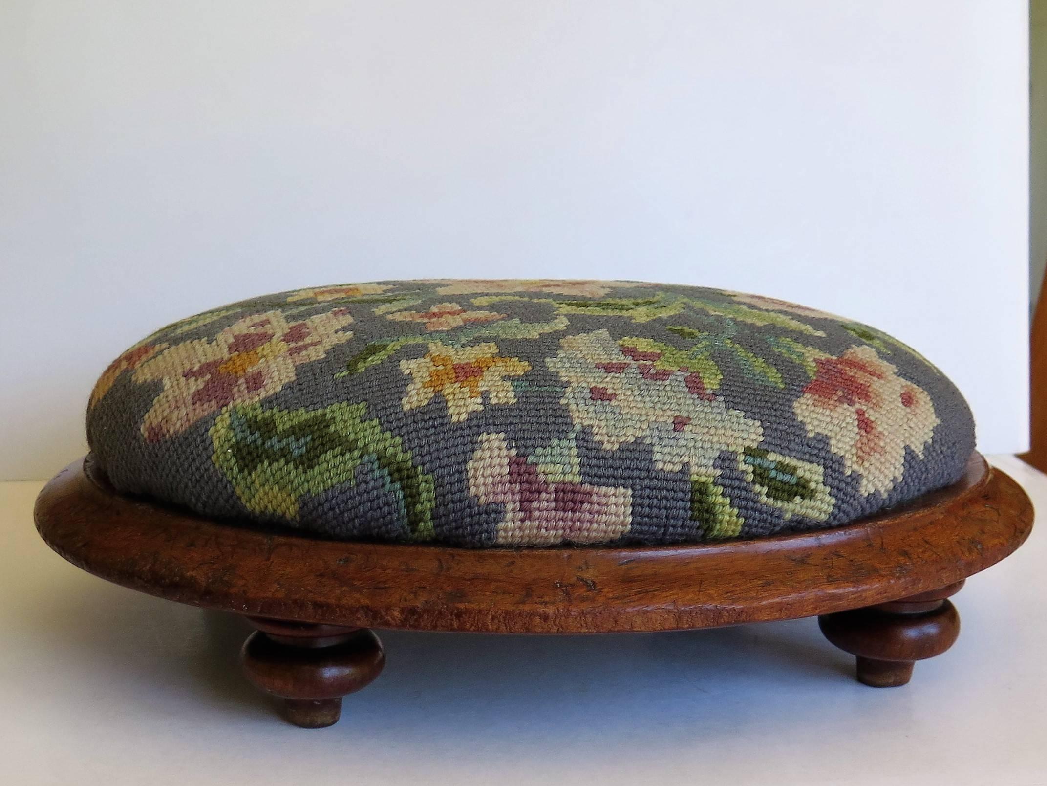 Hand-Crafted Mid-19th Century English Oval Footstool with Walnut Frame and Tapestry Top