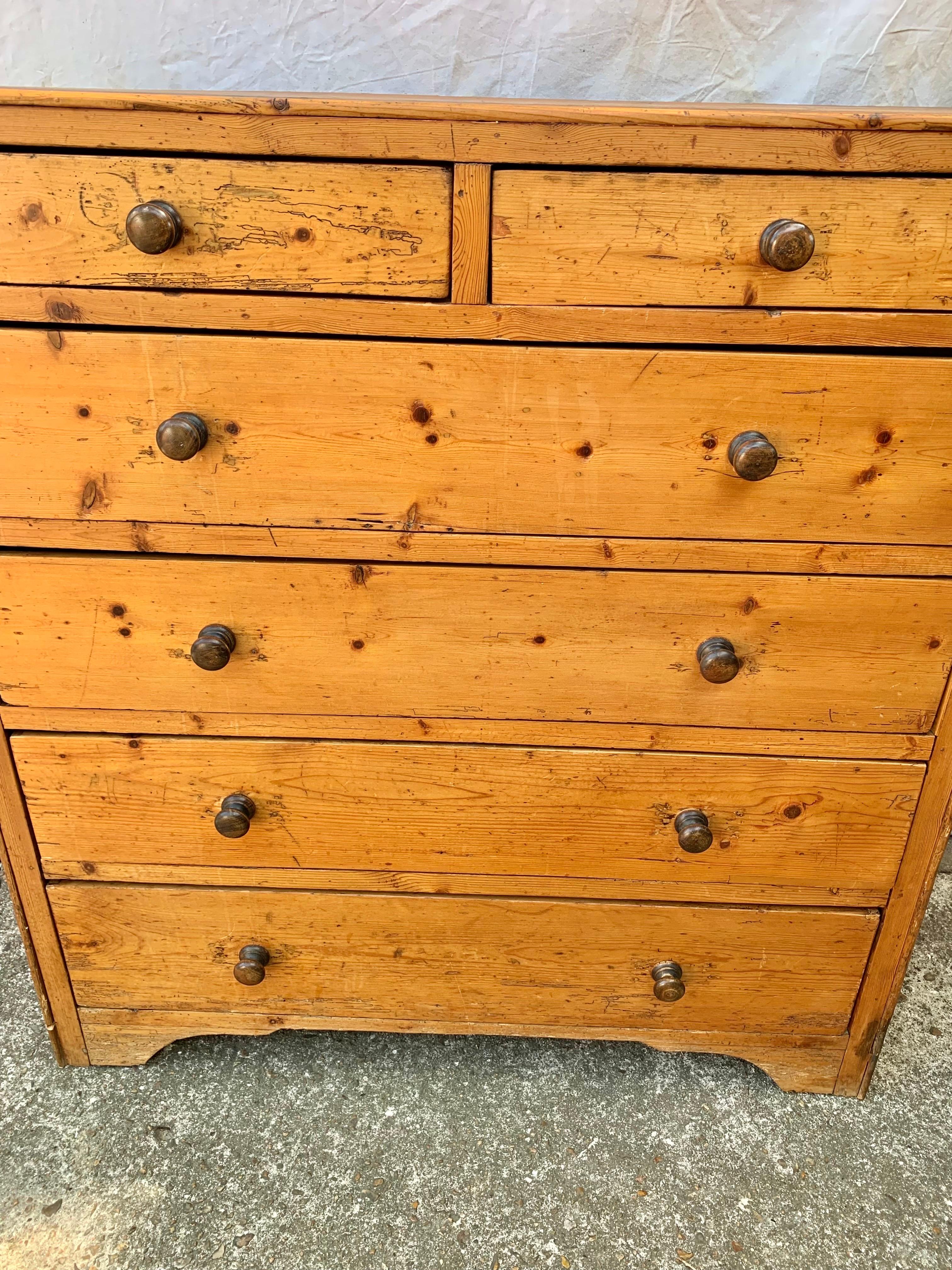 Mid 19th Century English Pine Chest of Drawers 5