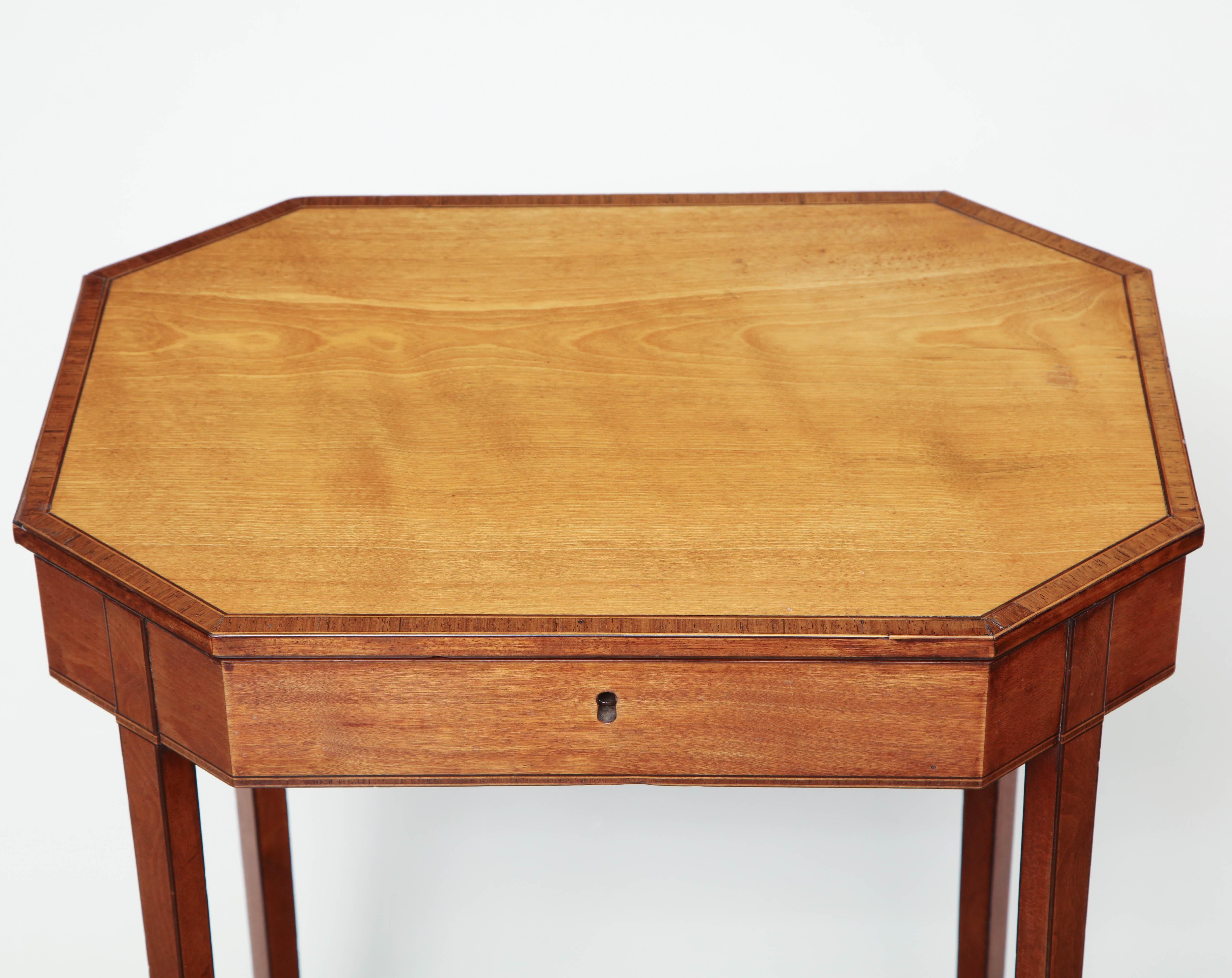 Mid-19th Century English, Sheraton Style, Satinwood Occasional Table 7