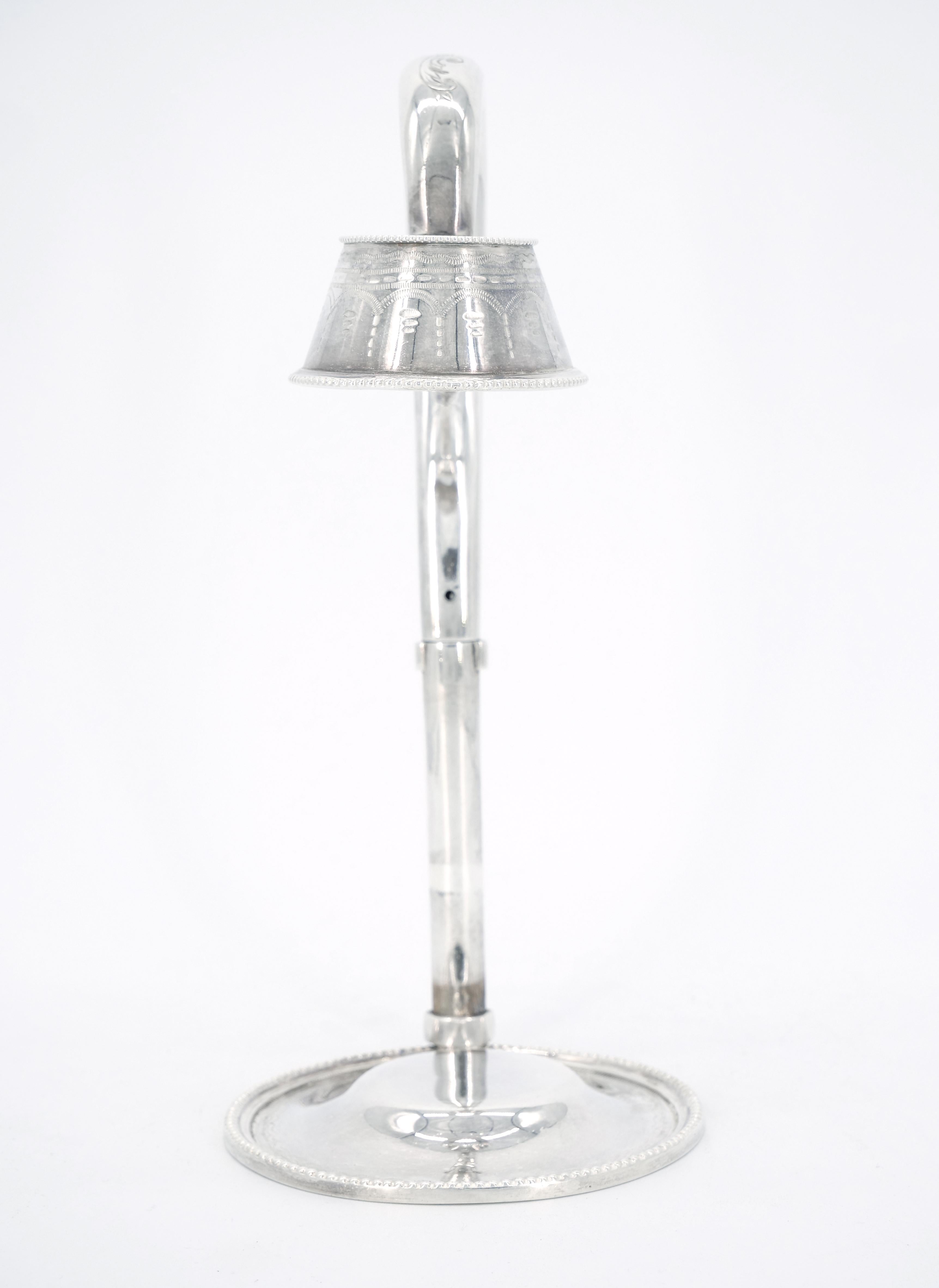 Soporte para cuna de vino grabado en plancha de plata inglesa de mediados del siglo XIX Hecho a mano en venta