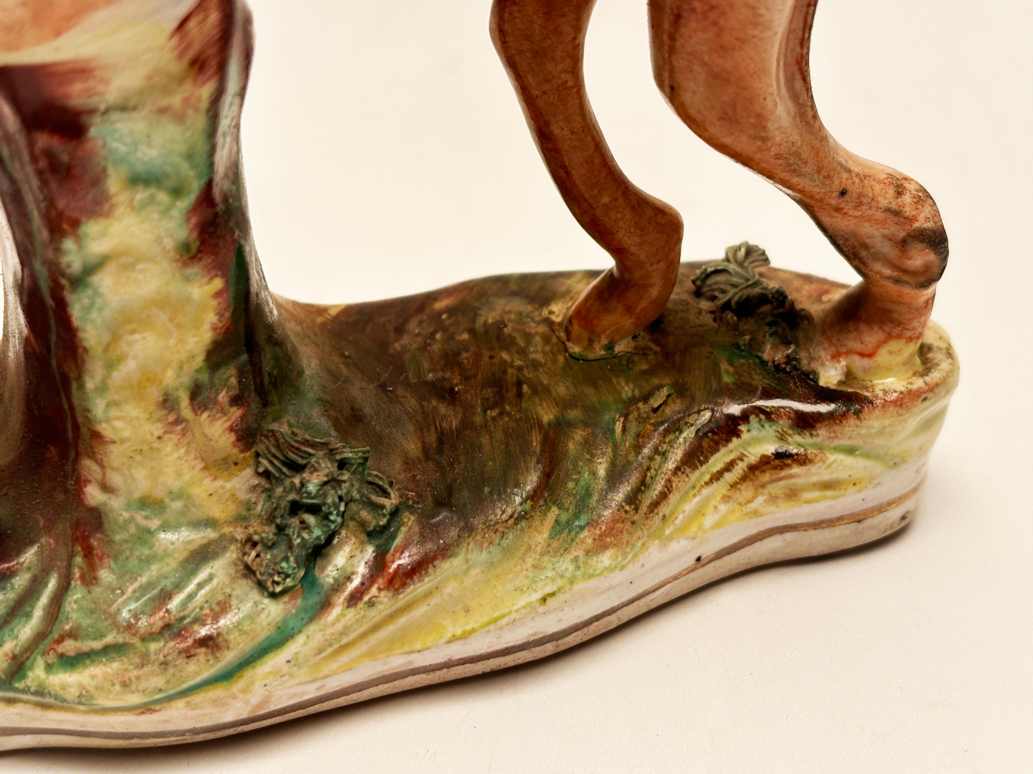 XIX secolo Figurina della metà del 19° secolo dello Staffordshire inglese con coniglio e whippet in vendita