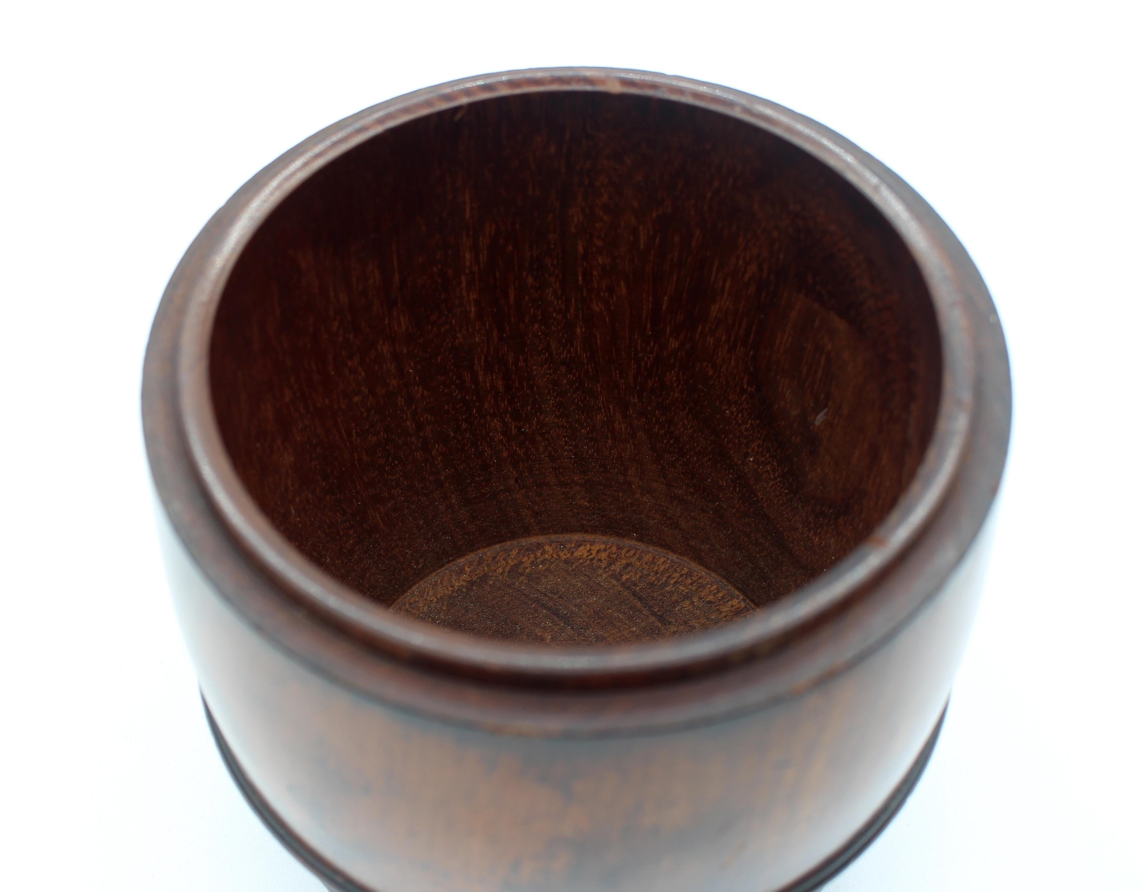 Turned Mid-19th Century English Treen Tobacco Barrel Box