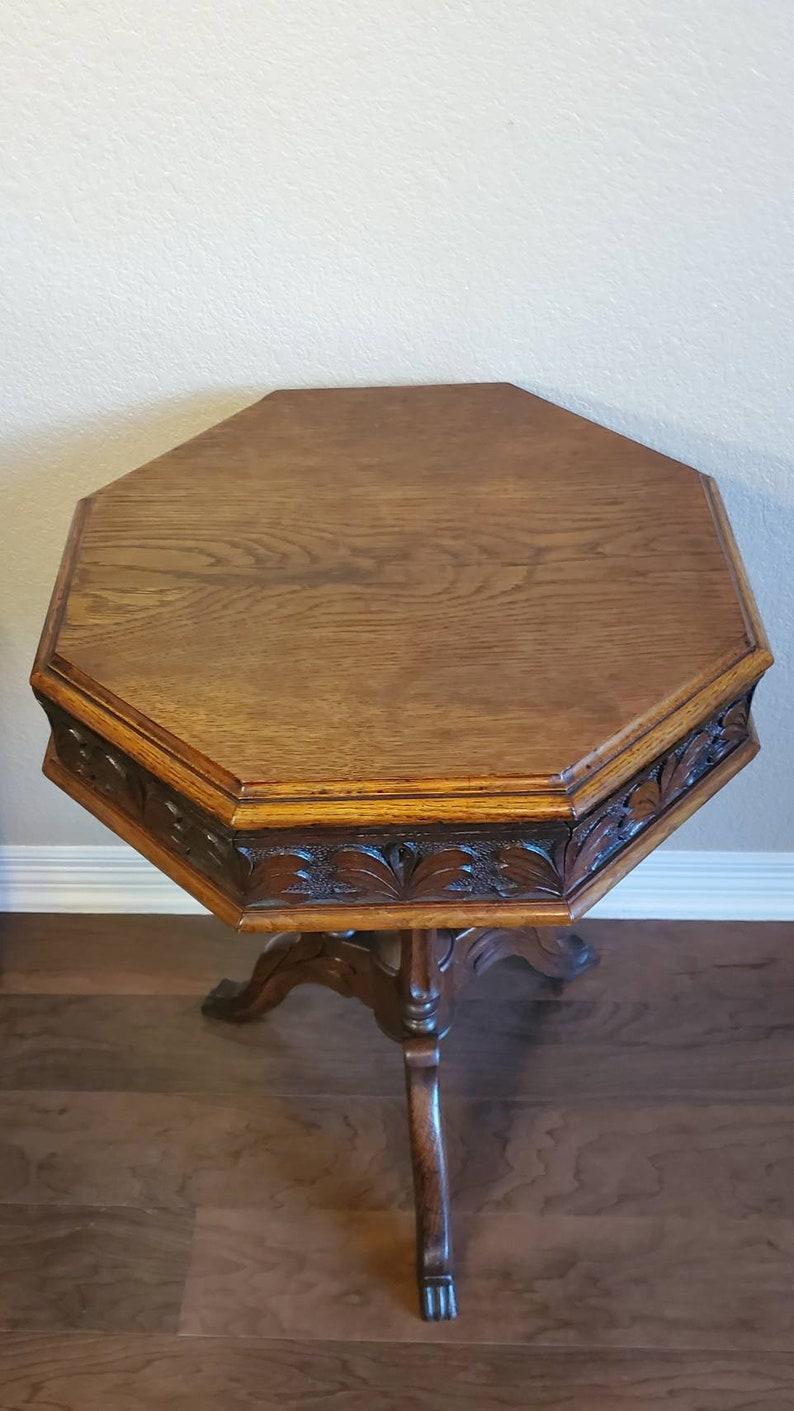 Mid 19th Century English Victorian Octagon Sewing Table In Good Condition For Sale In Forney, TX