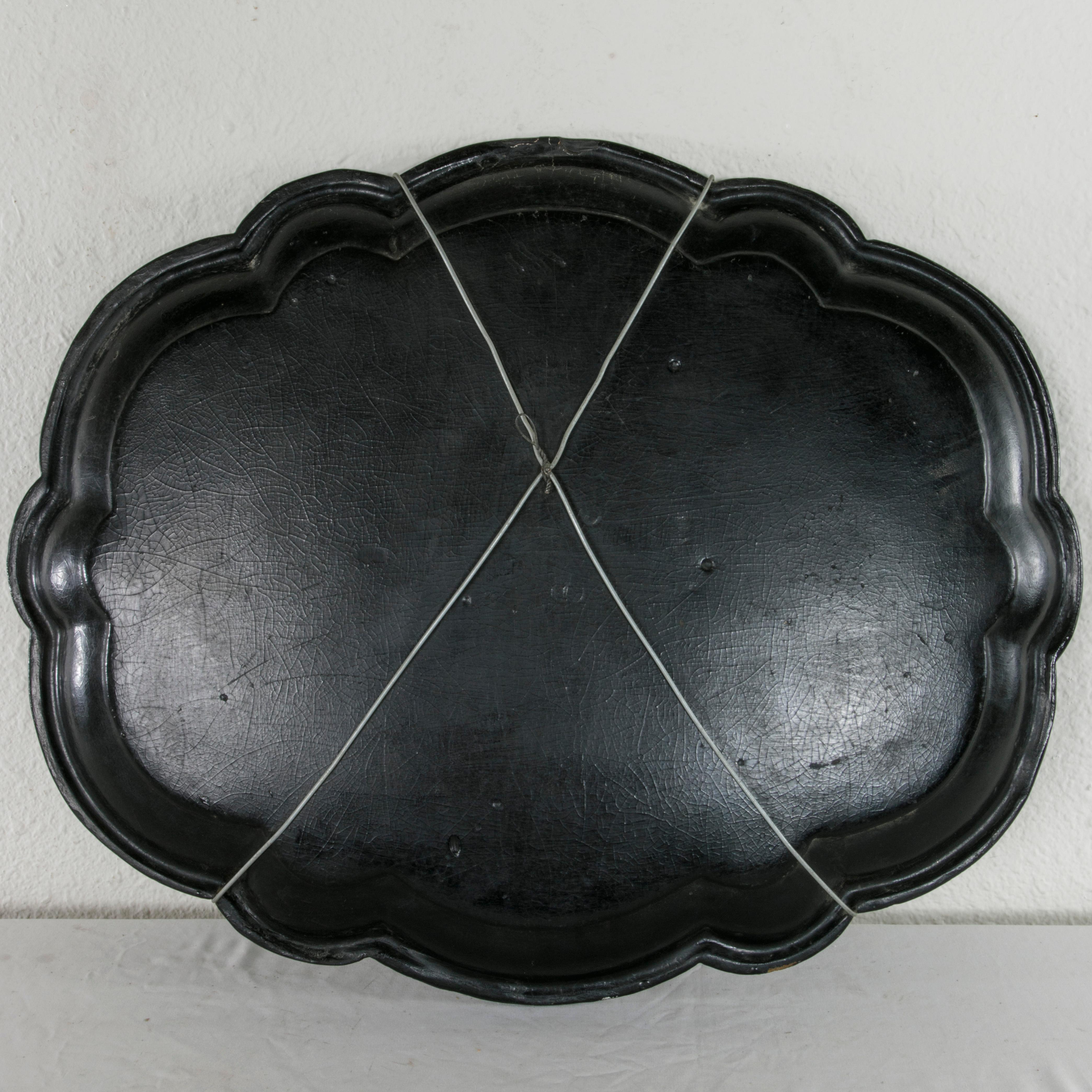 Mid-19th Century English Victorian Period Papier Mâché Tray with Mother-of-Pearl 5
