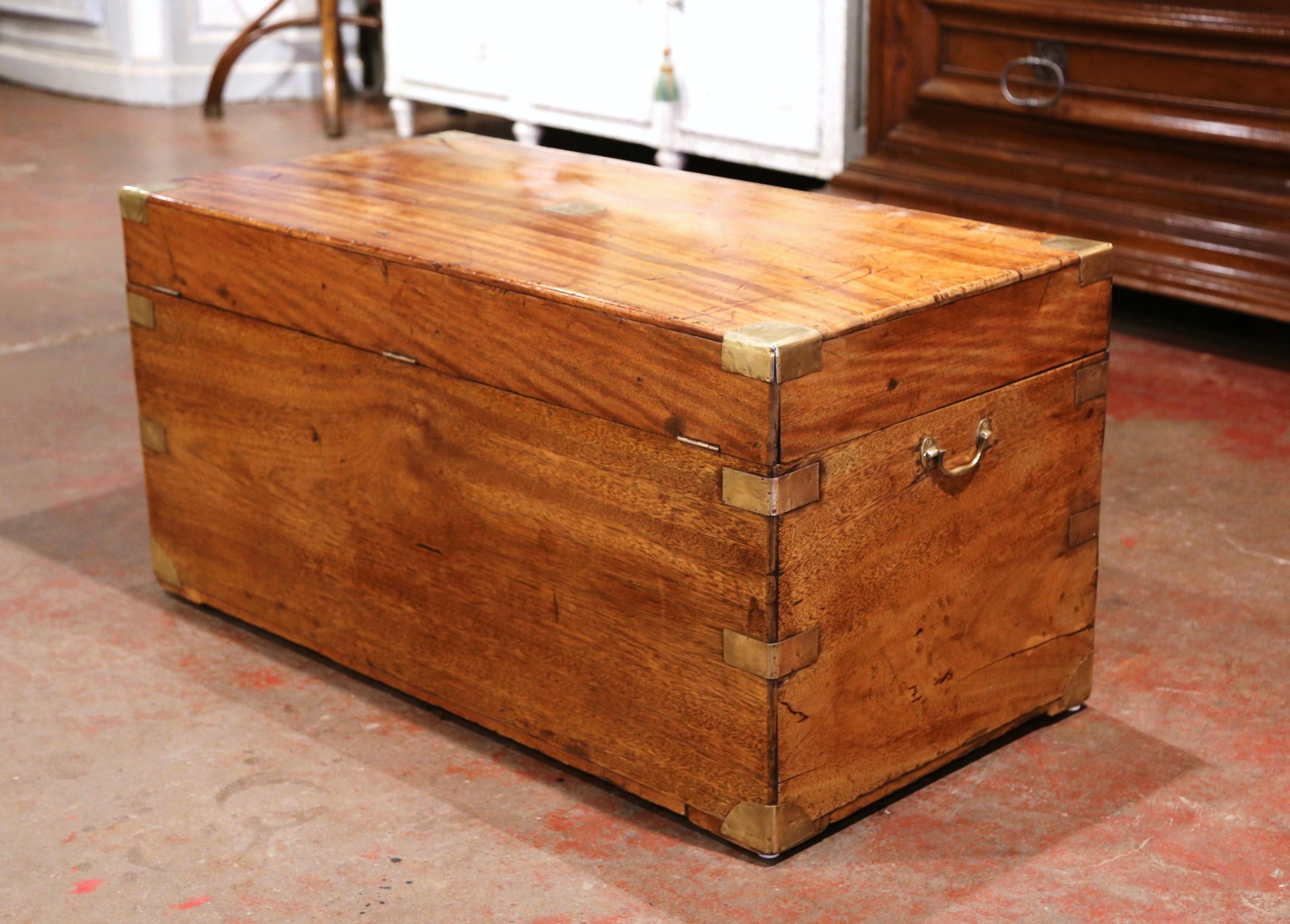 Mid-19th Century English Walnut and Brass Trunk Coffee Table 11