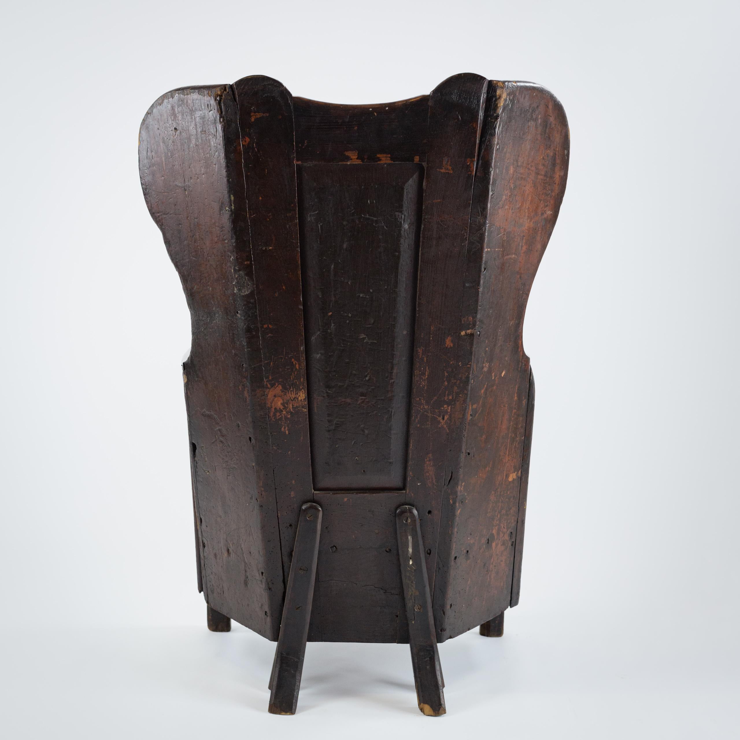 Mid 19th Century English Westmoreland Lambing Chair 7