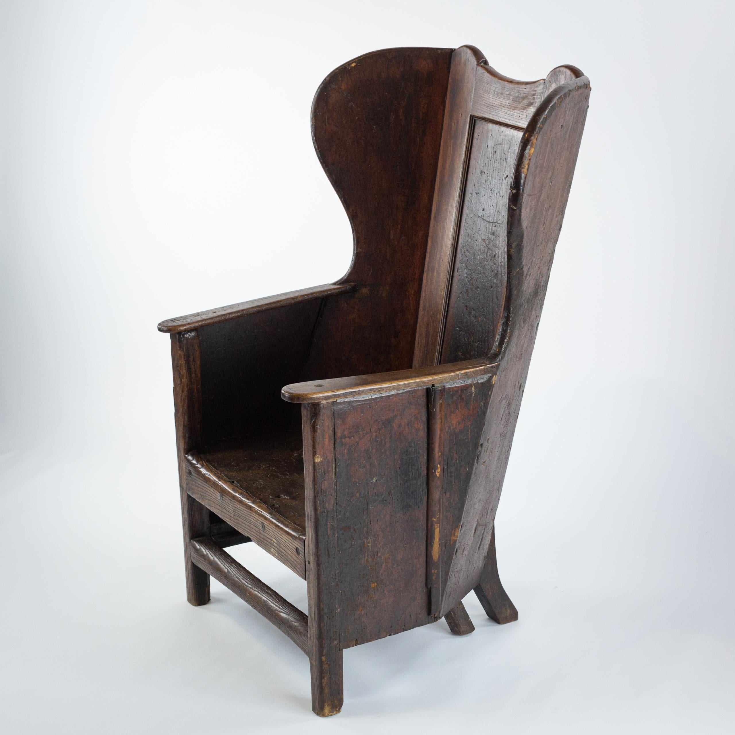 Wood Mid 19th Century English Westmoreland Lambing Chair